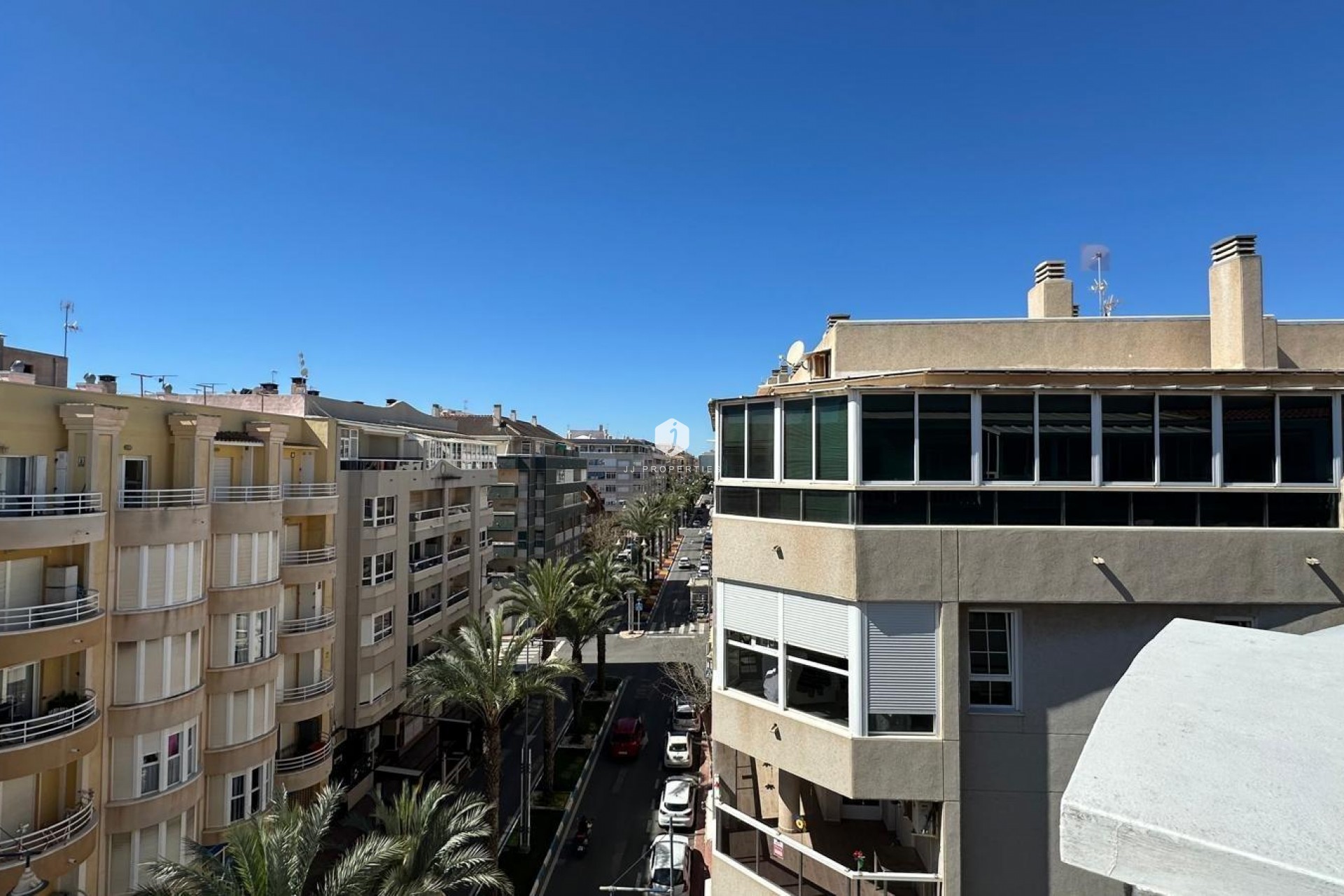 Resale - Apartment / flat -
Torrevieja - Centro