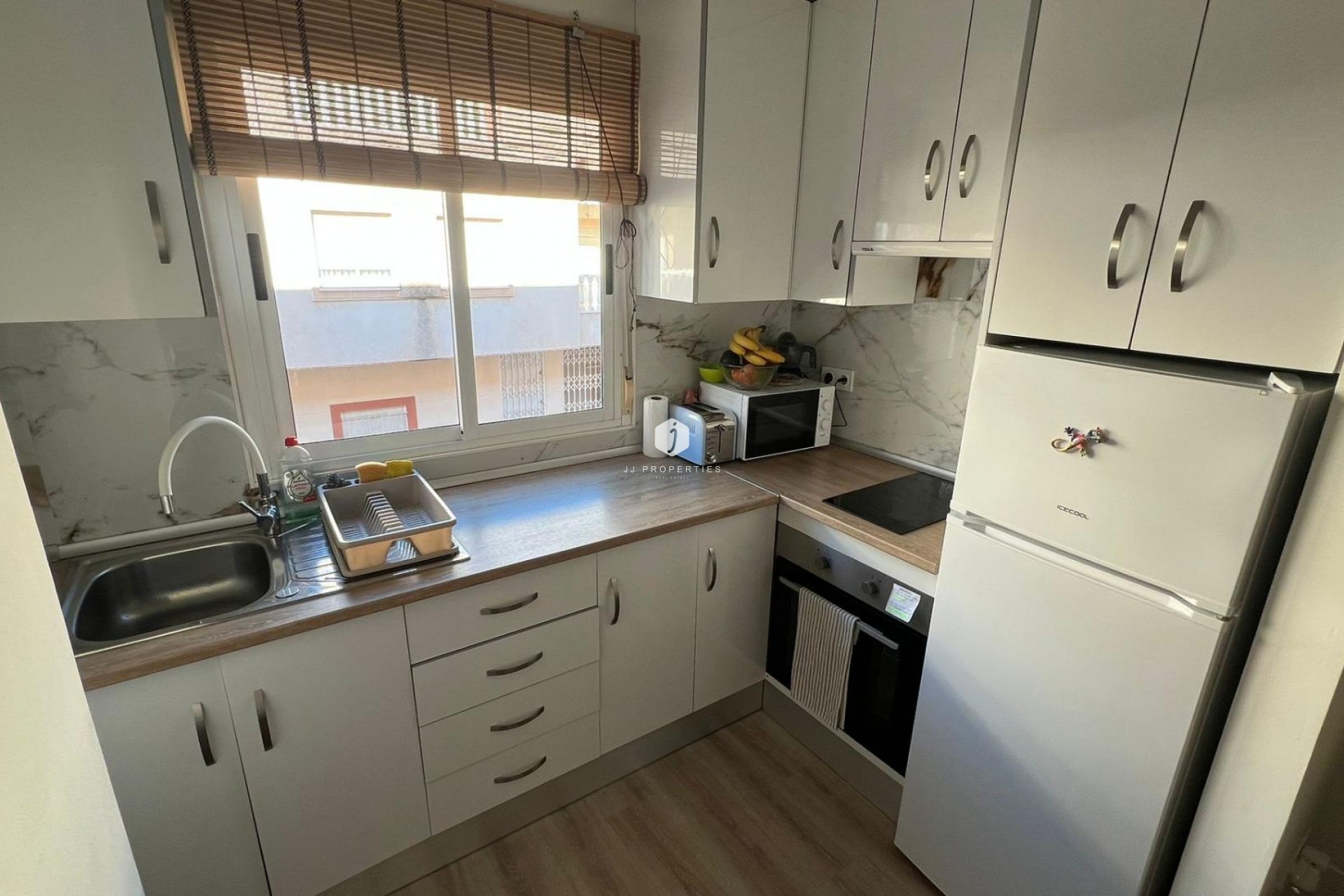 Resale - Apartment / flat -
Torrevieja - Centro