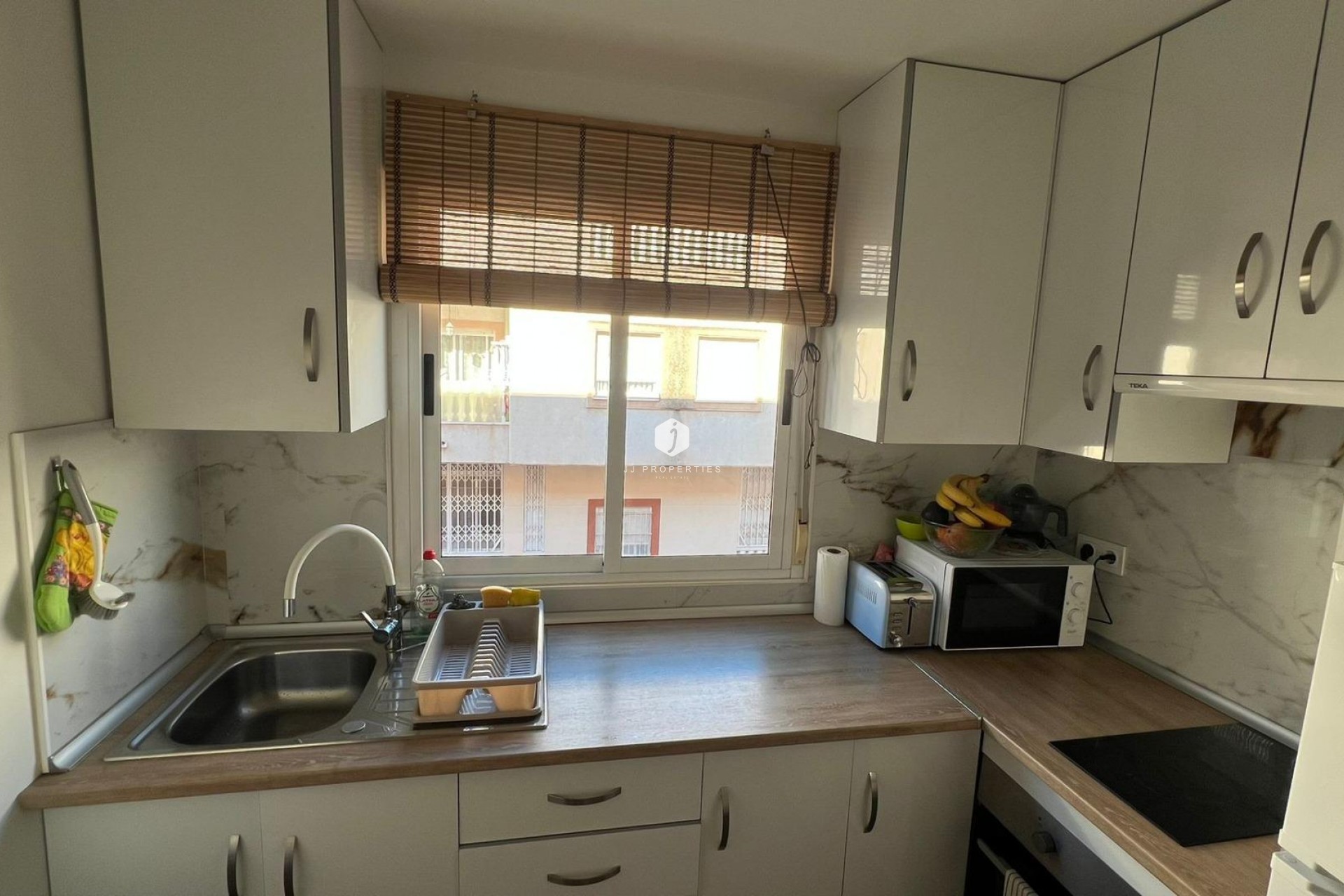 Resale - Apartment / flat -
Torrevieja - Centro