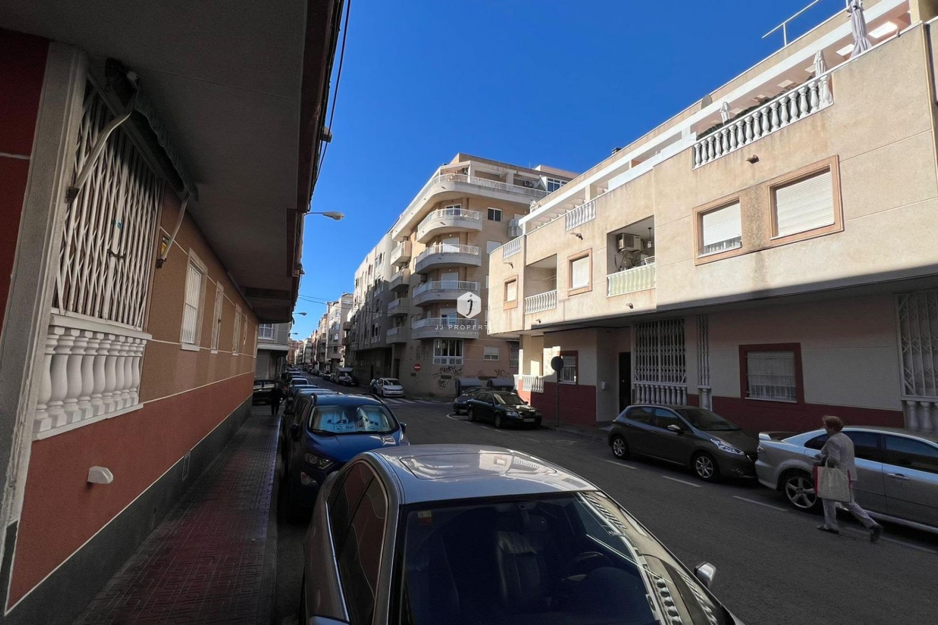 Resale - Apartment / flat -
Torrevieja - Centro