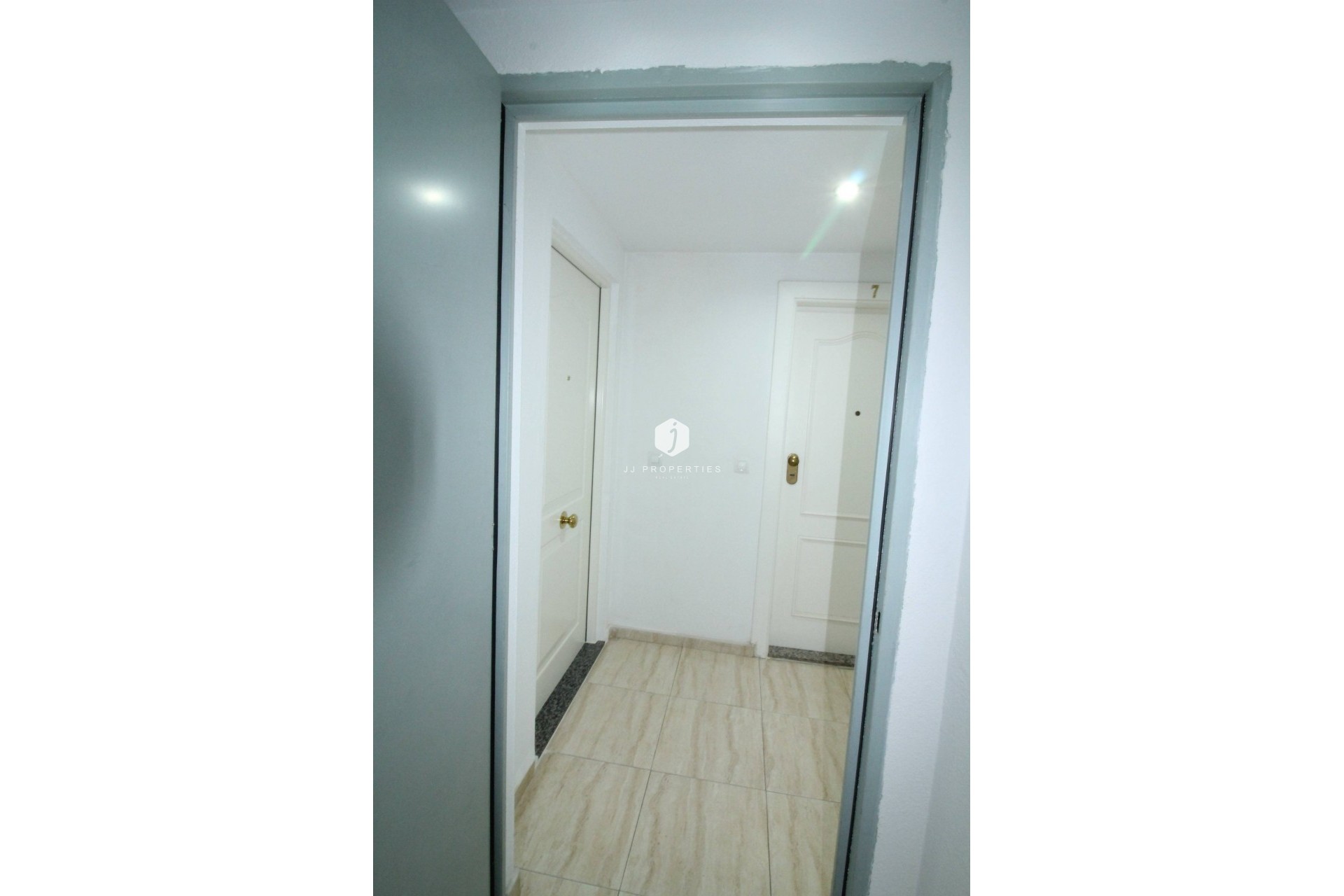 Resale - Apartment / flat -
Torrevieja - Centro