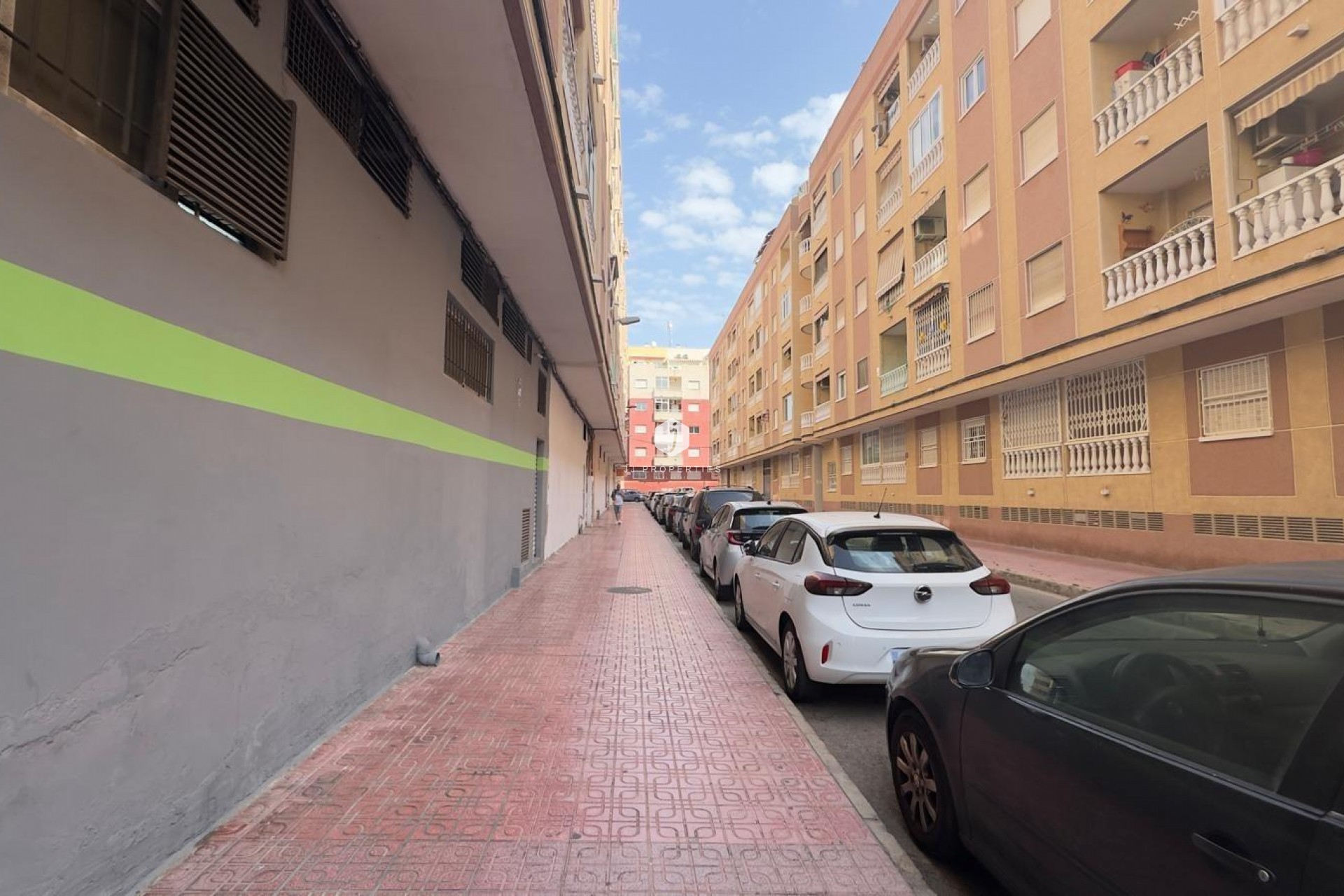 Resale - Apartment / flat -
Torrevieja - Centro