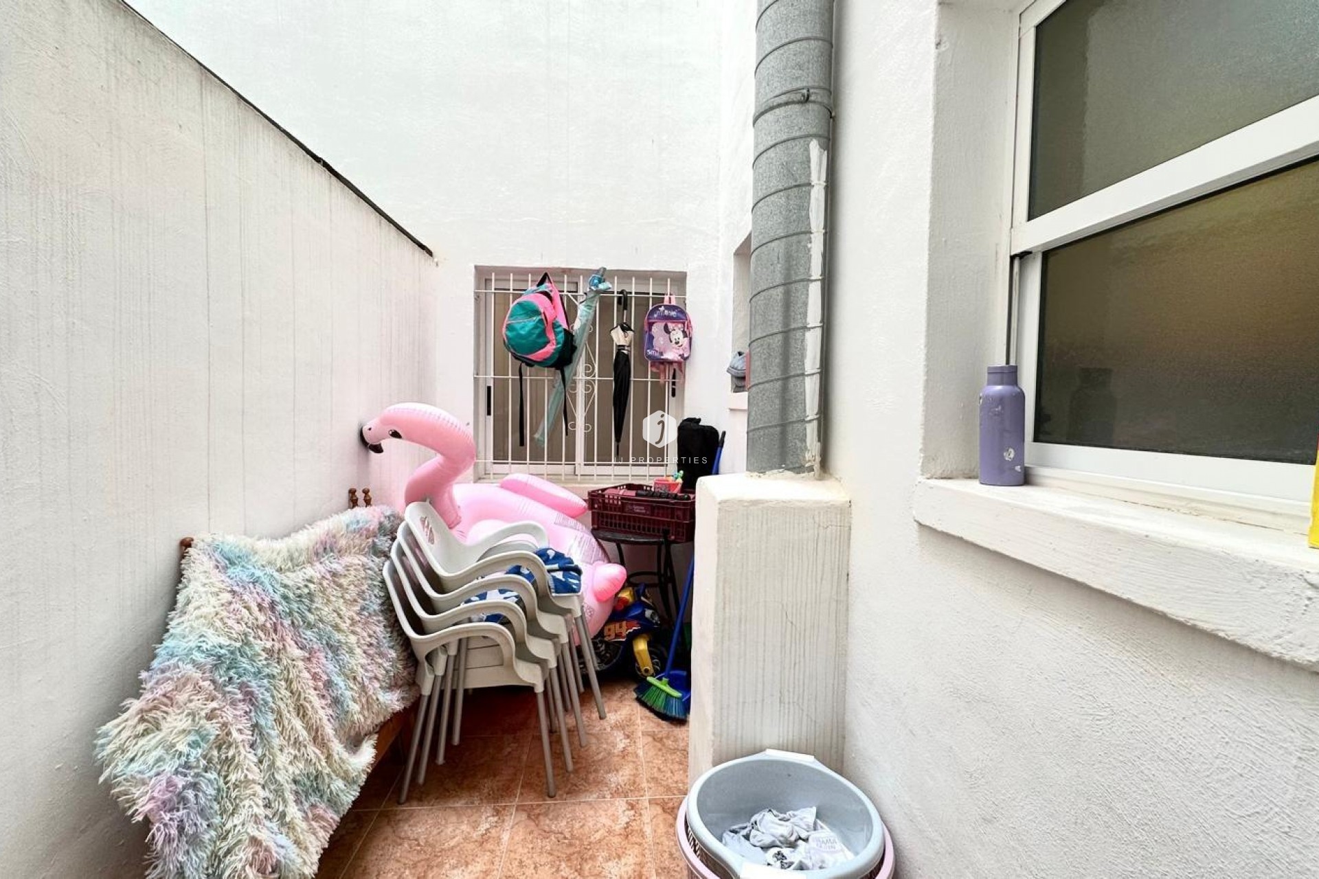 Resale - Apartment / flat -
Torrevieja - Centro