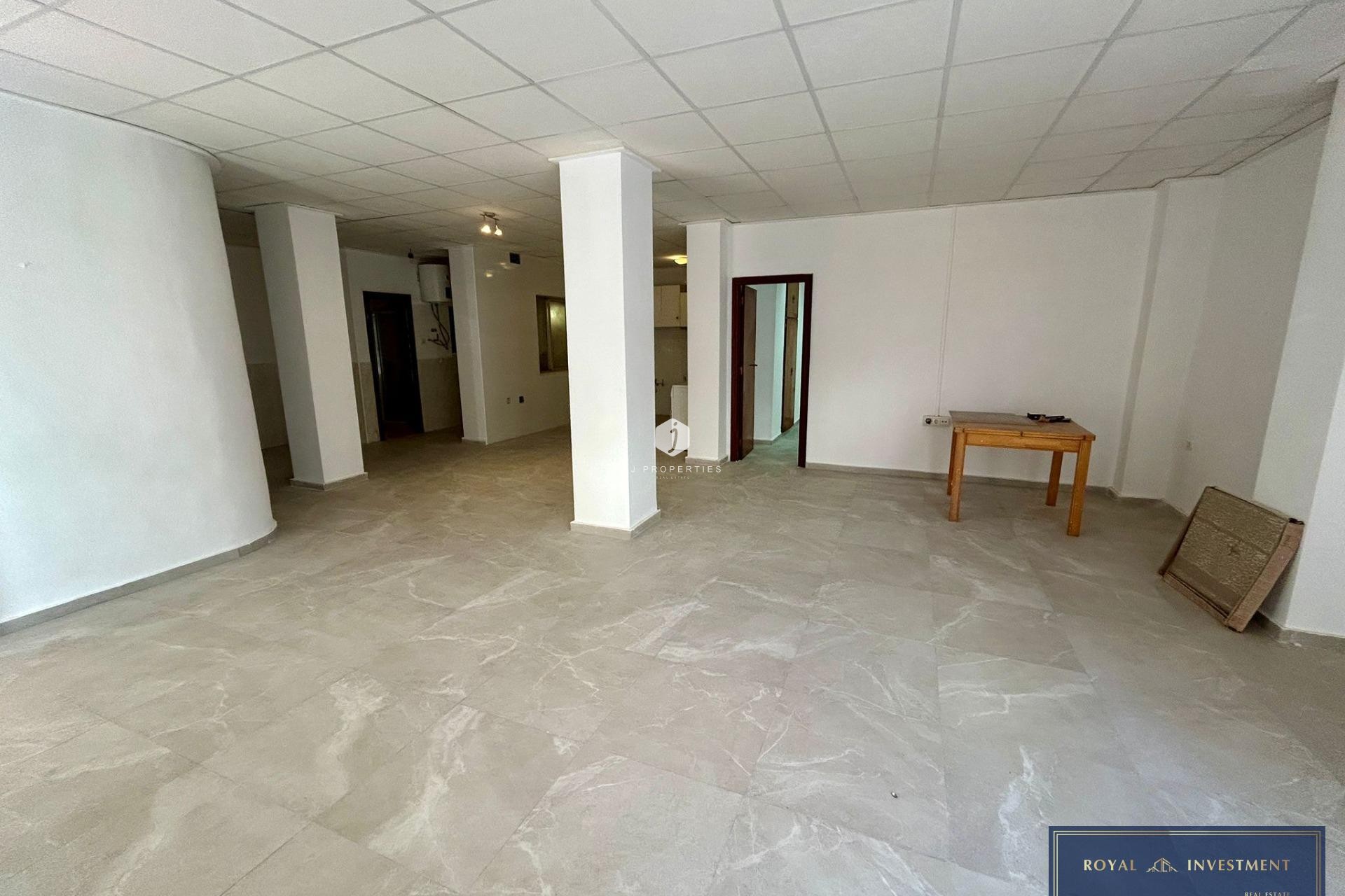 Resale - Apartment / flat -
Torrevieja - Centro