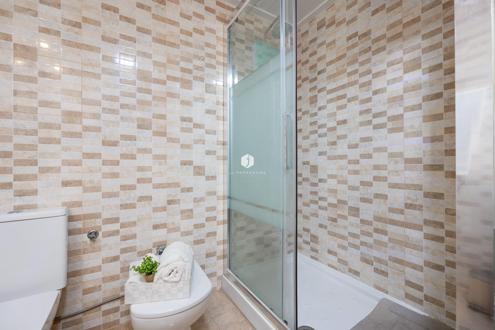 Resale - Apartment / flat -
Torrevieja - Centro