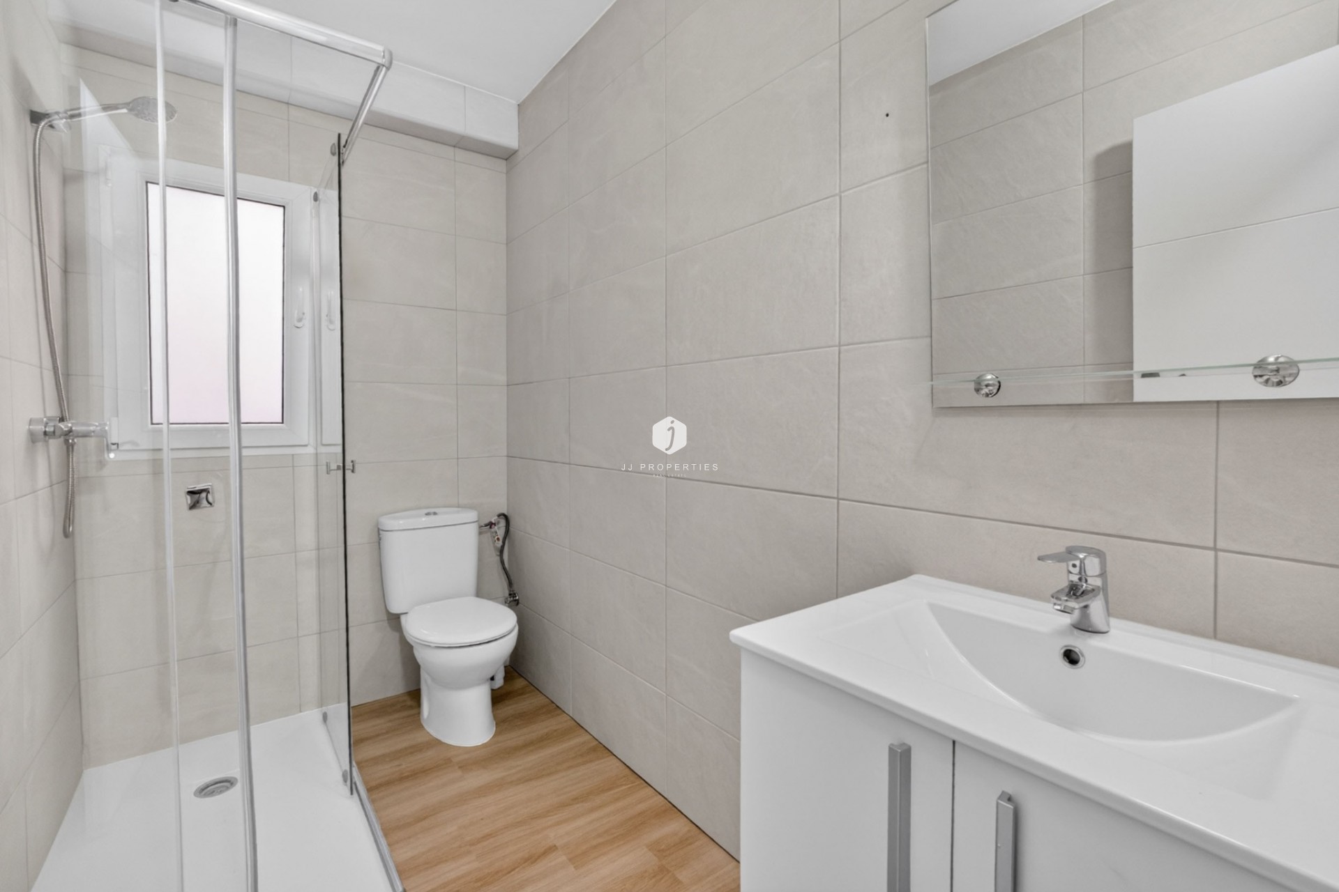 Resale - Apartment / flat -
Torrevieja - Centro