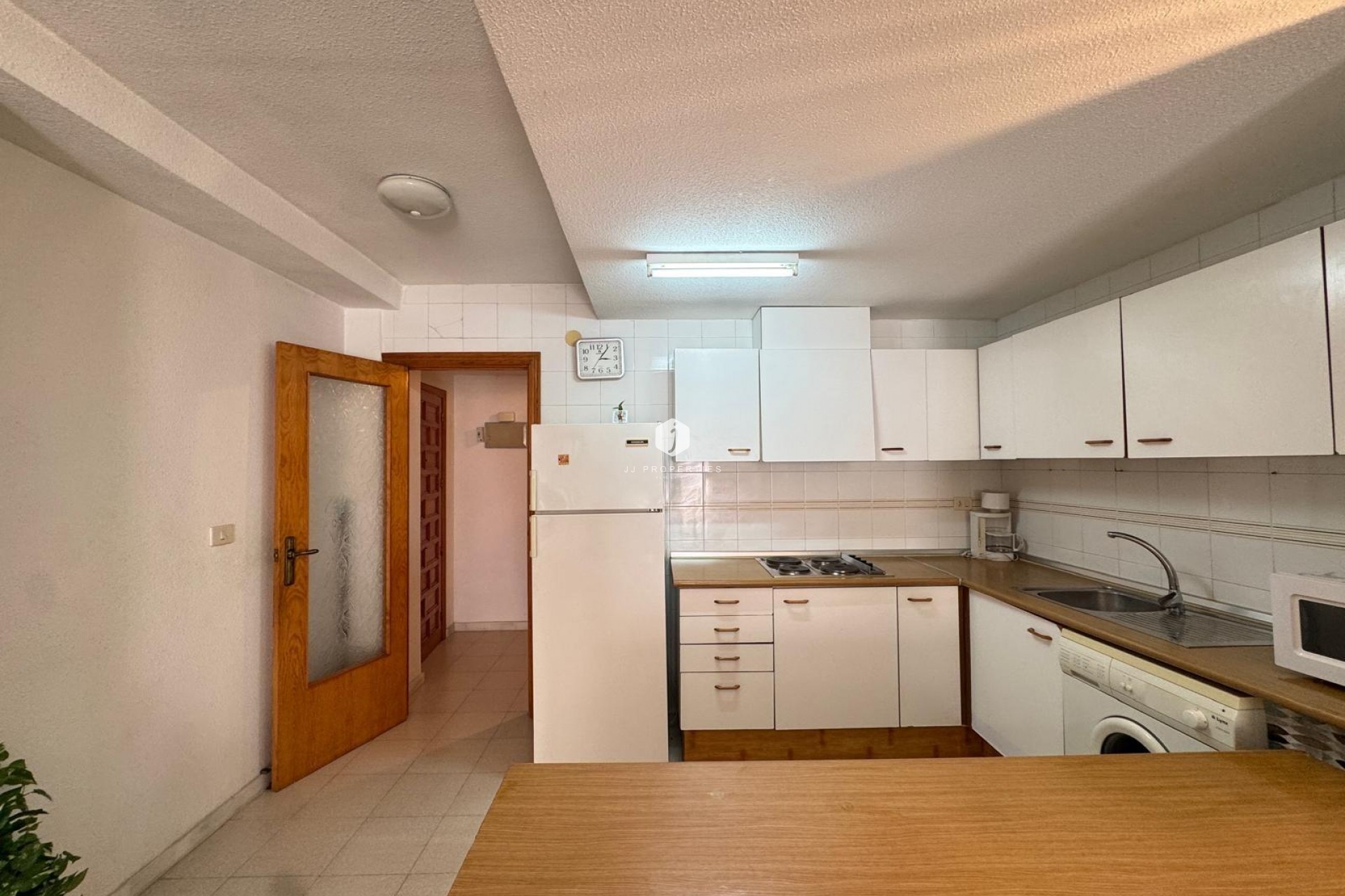 Resale - Apartment / flat -
Torrevieja - Centro
