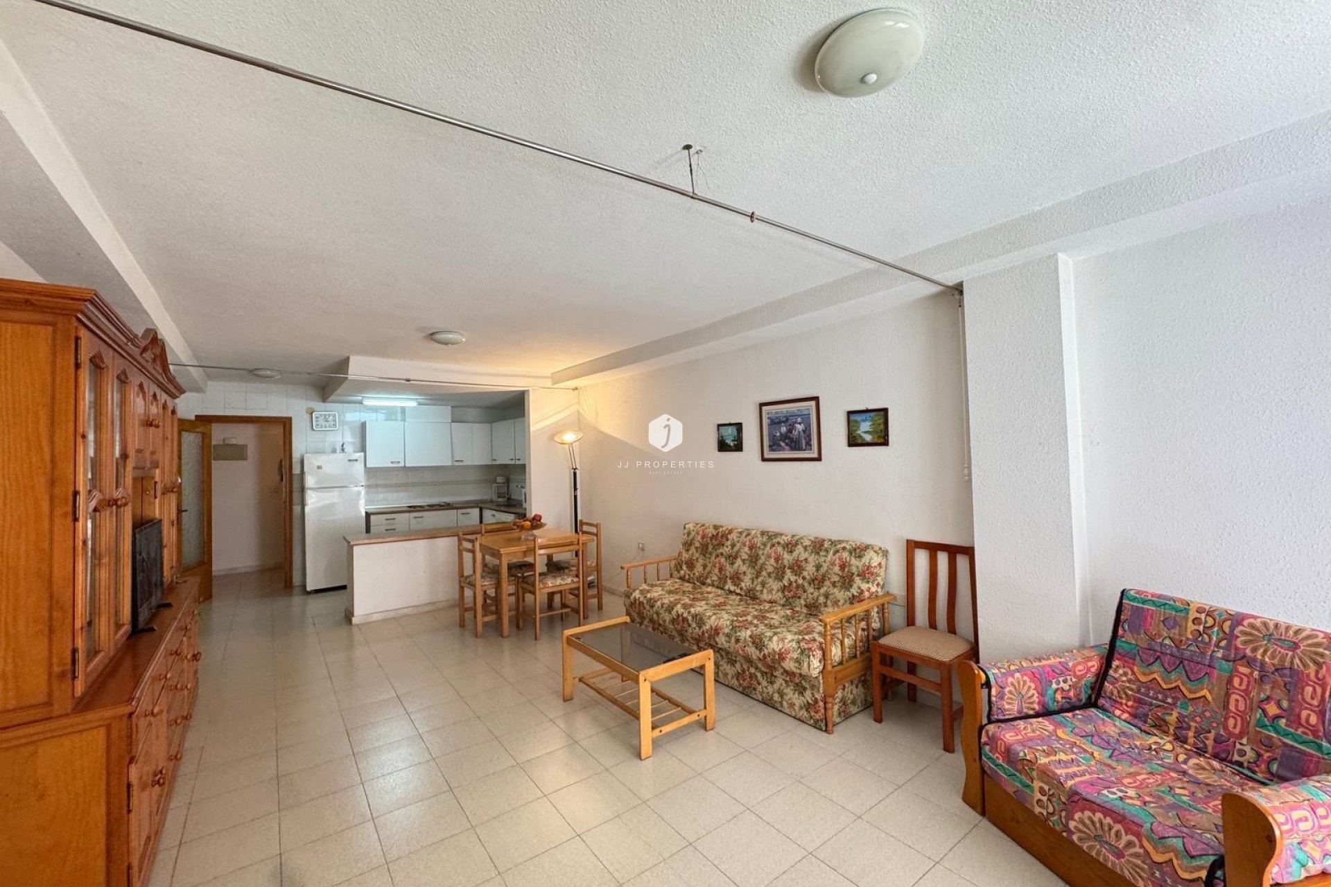 Resale - Apartment / flat -
Torrevieja - Centro