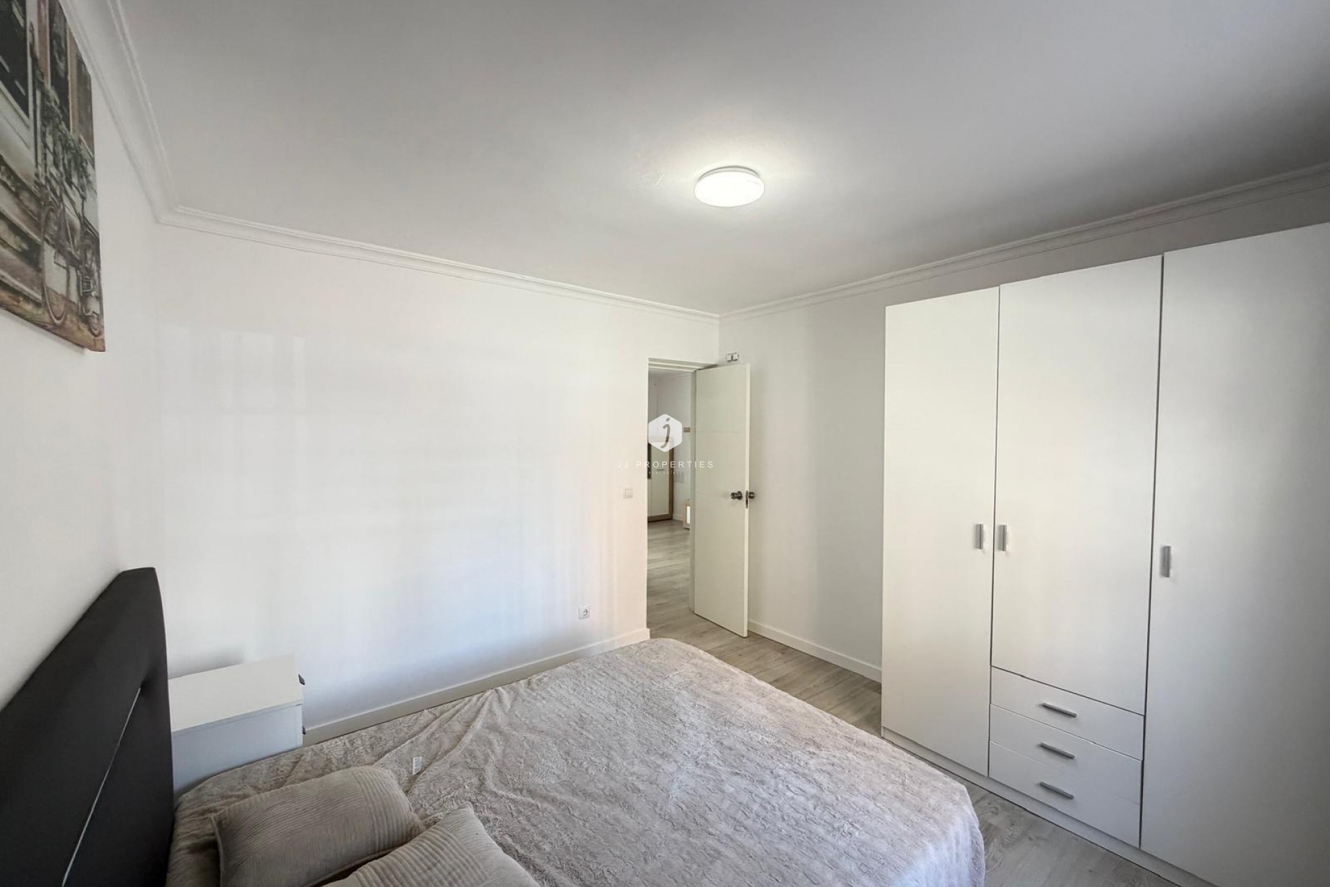 Resale - Apartment / flat -
Torrevieja - Centro