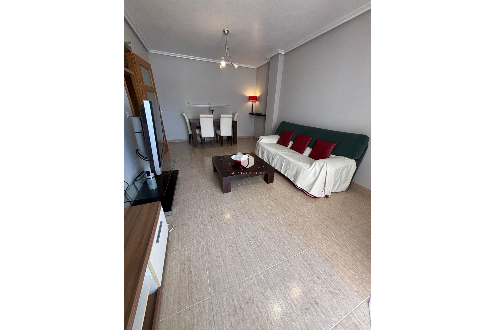 Resale - Apartment / flat -
Torrevieja - Centro