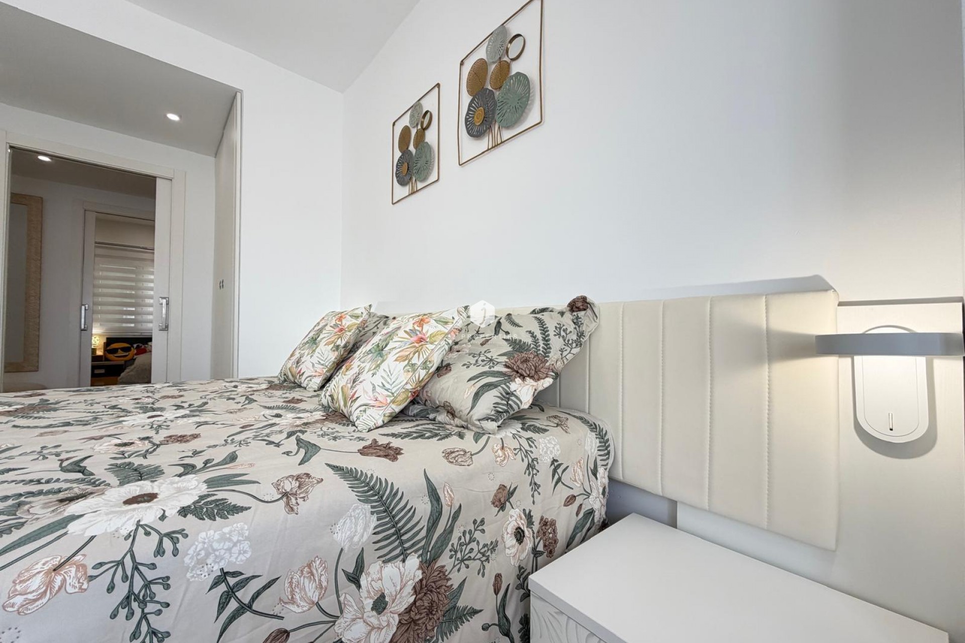 Resale - Apartment / flat -
Torrevieja - Centro