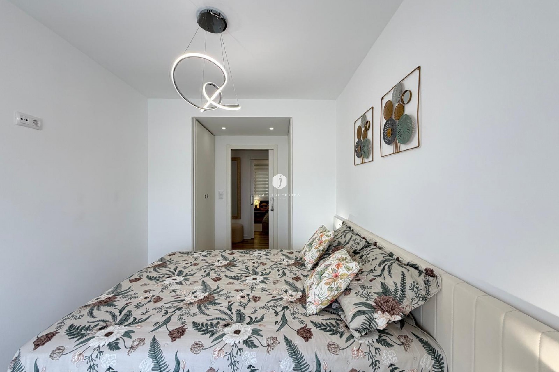 Resale - Apartment / flat -
Torrevieja - Centro