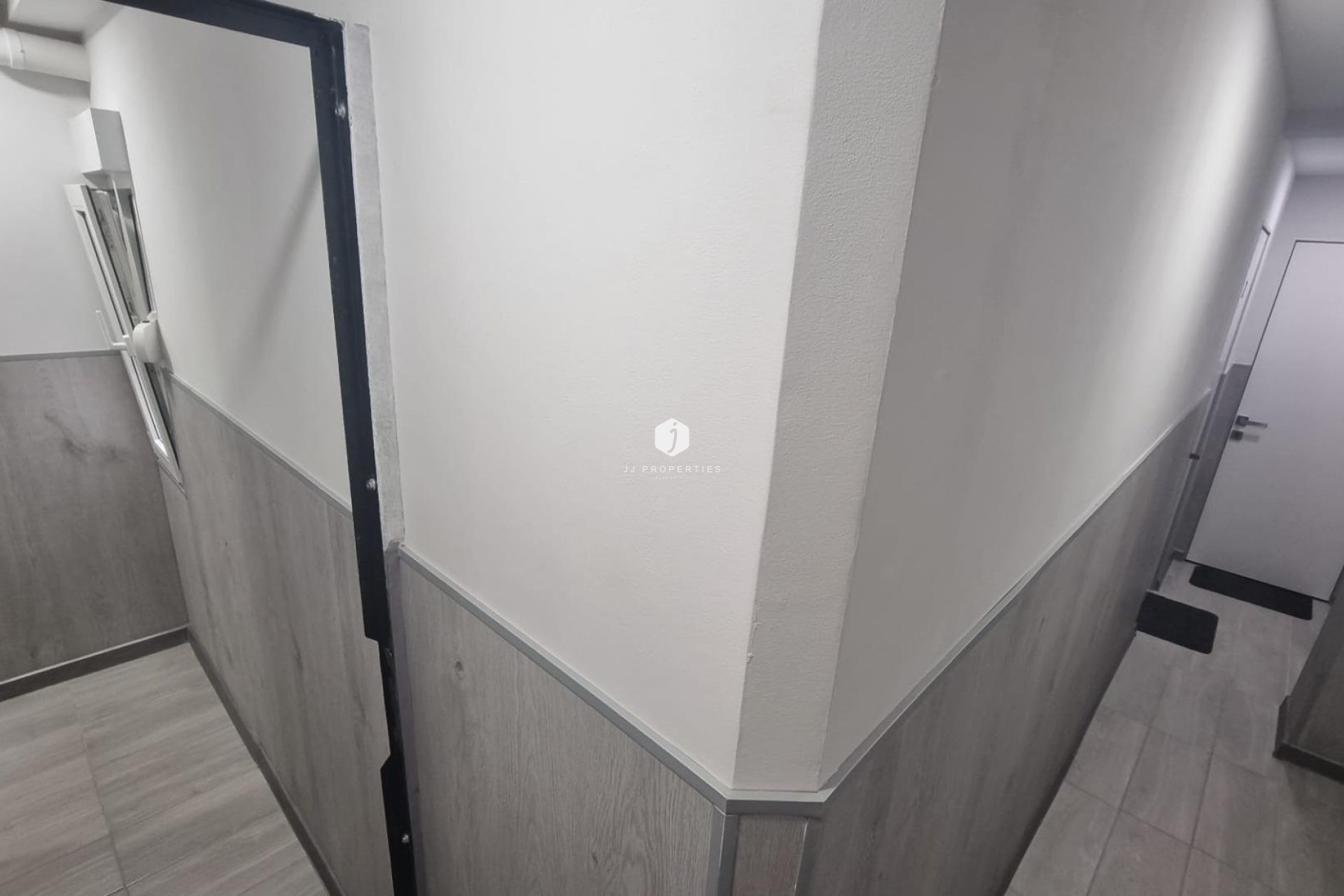 Resale - Apartment / flat -
Torrevieja - Centro