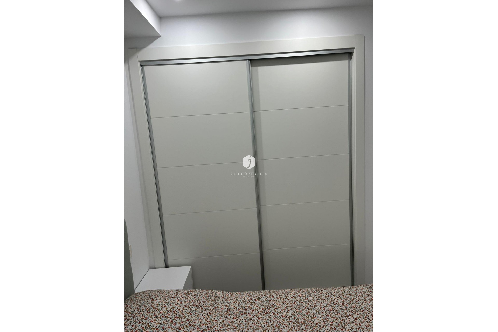 Resale - Apartment / flat -
Torrevieja - Centro