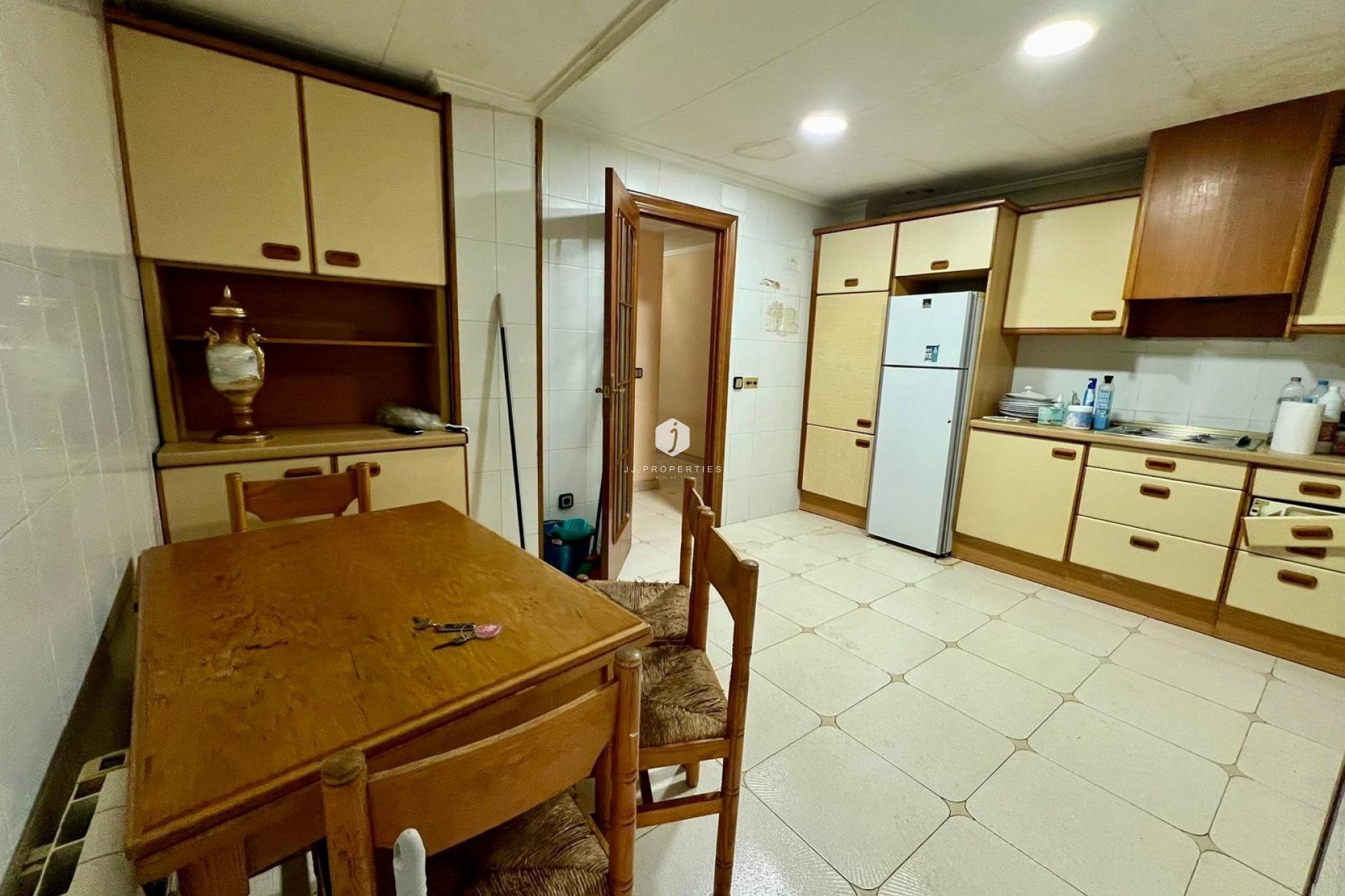 Resale - Apartment / flat -
Torrevieja - Centro