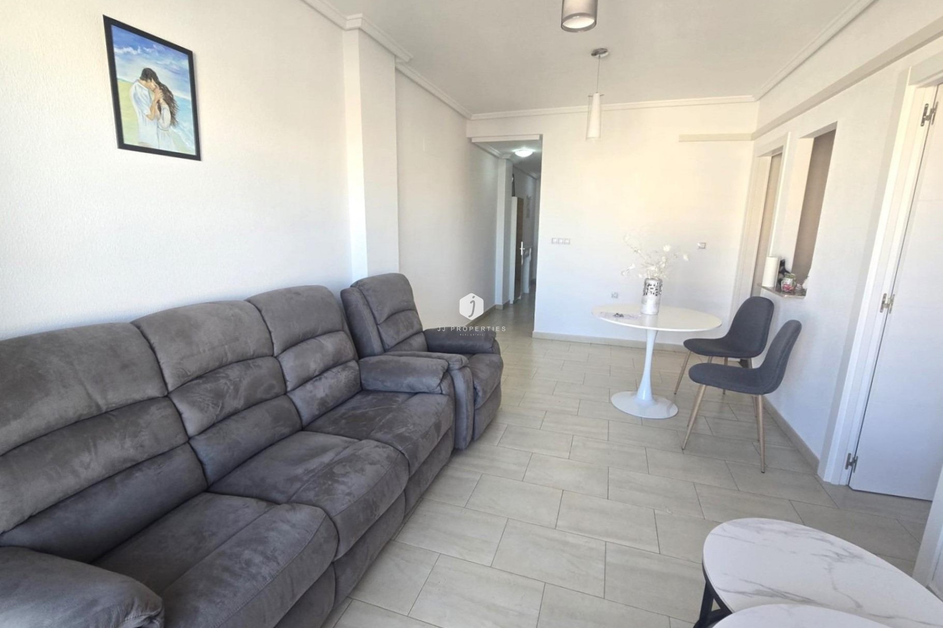 Resale - Apartment / flat -
Torrevieja - Centro