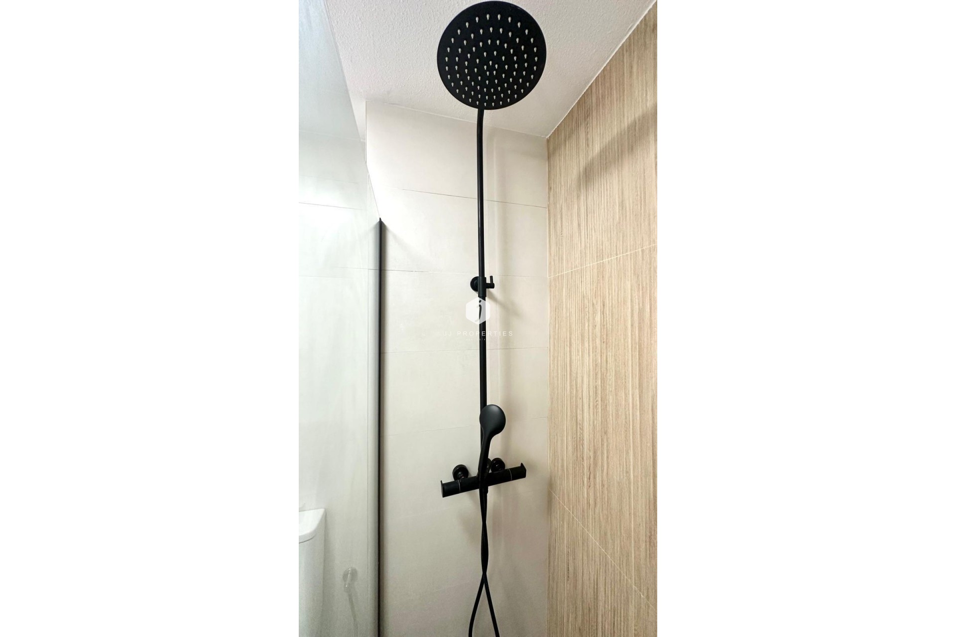 Resale - Apartment / flat -
Torrevieja - Centro