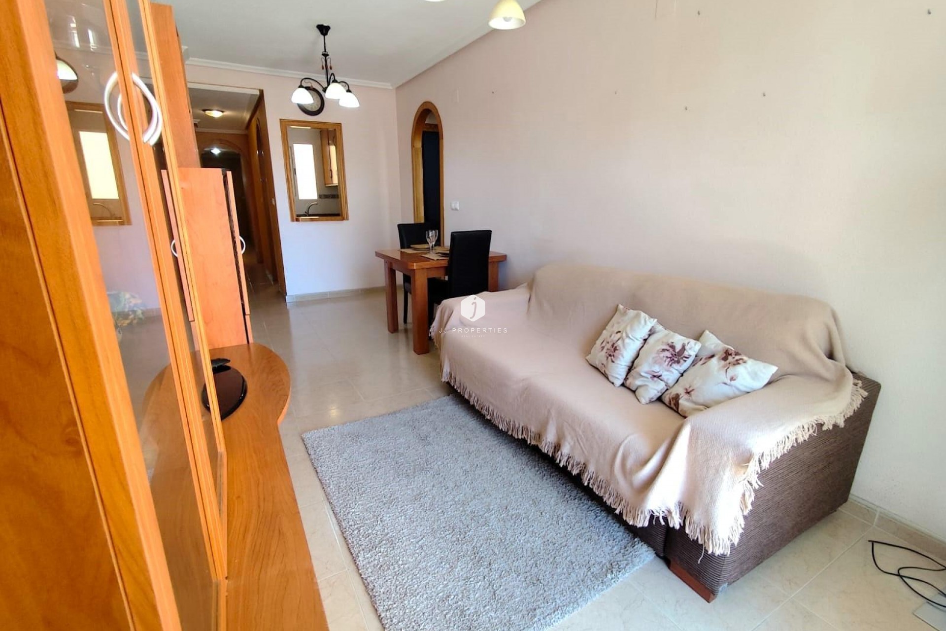 Resale - Apartment / flat -
Torrevieja - Centro