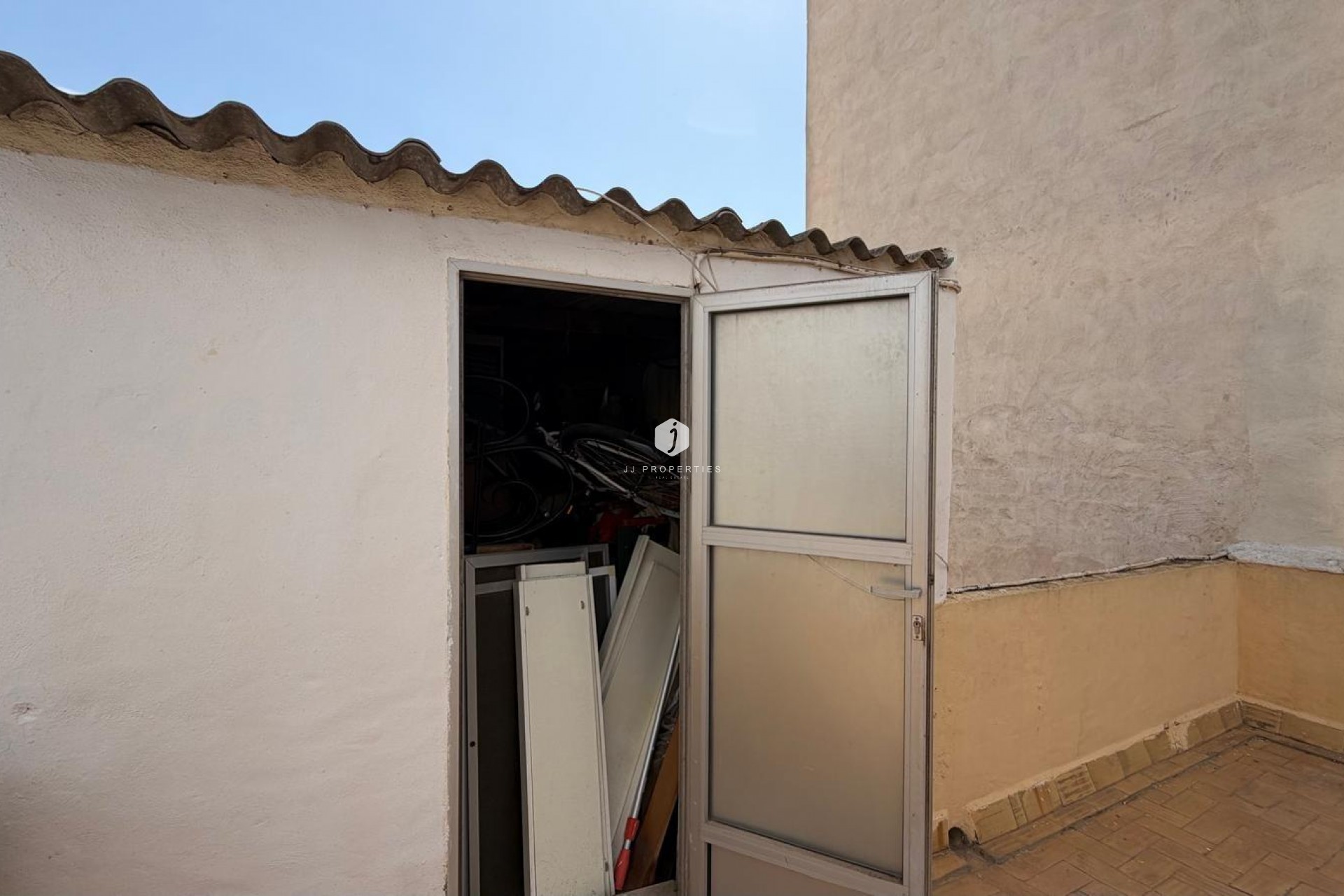 Resale - Apartment / flat -
Torrevieja - Centro