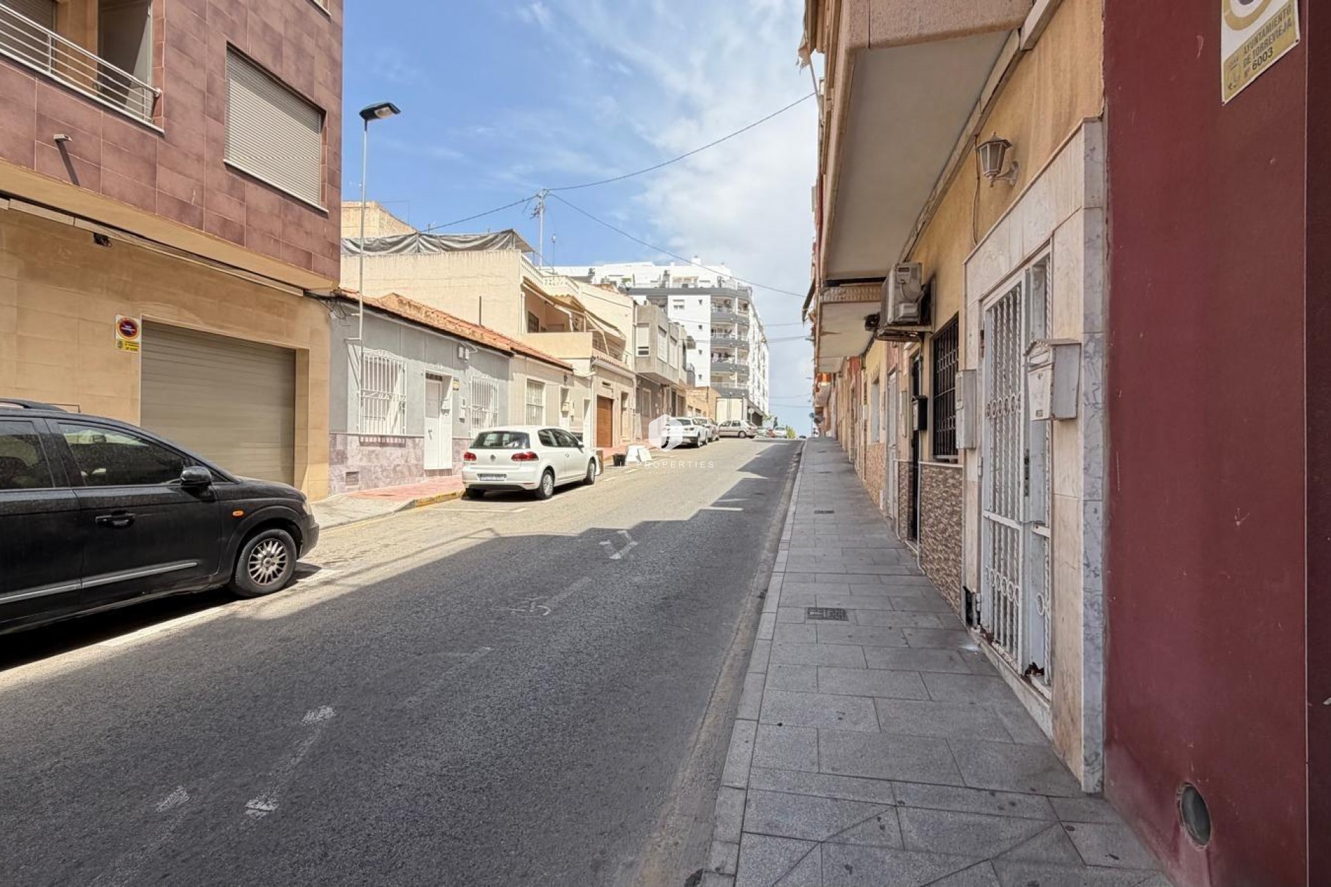 Resale - Apartment / flat -
Torrevieja - Centro
