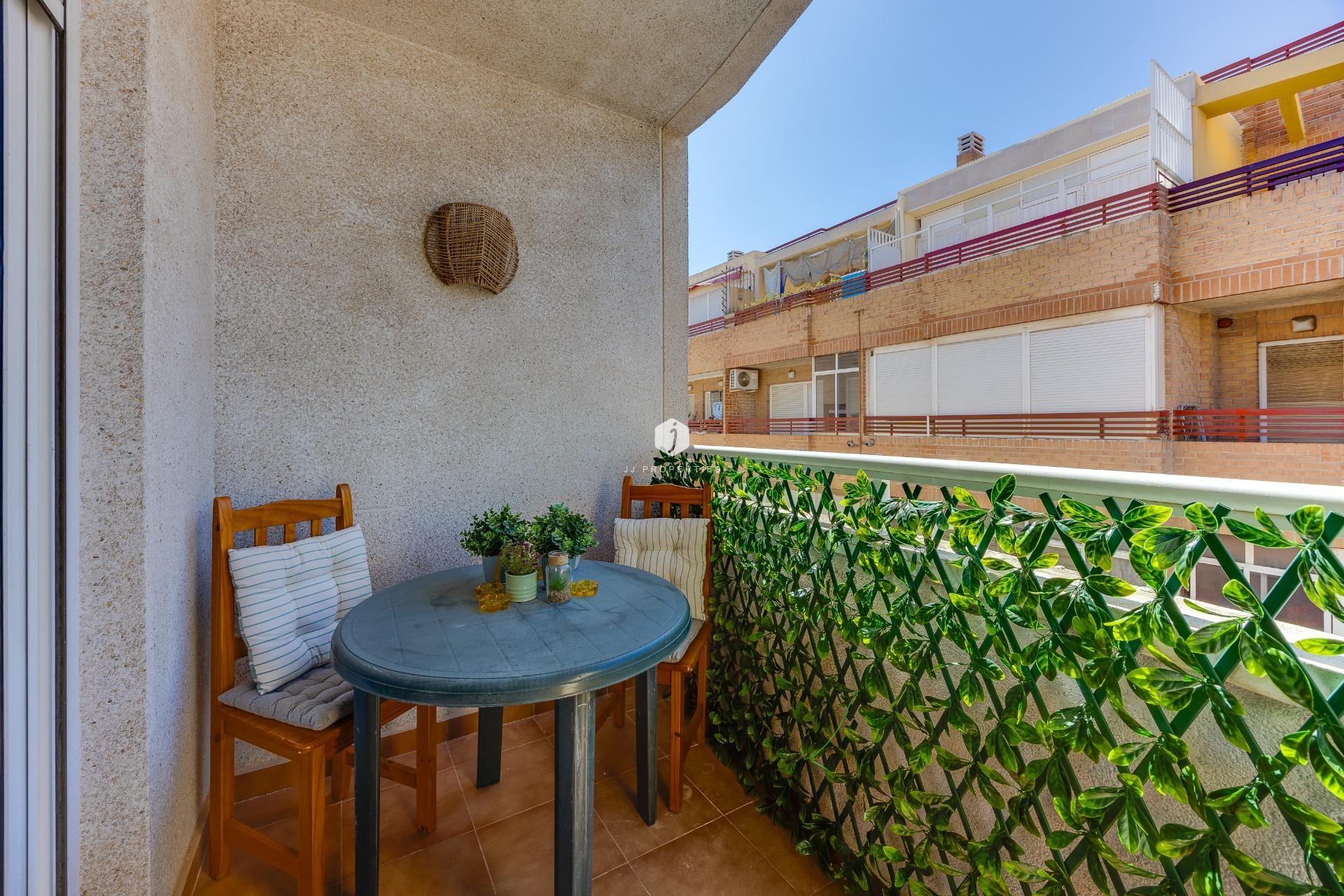 Resale - Apartment / flat -
Torrevieja - Centro