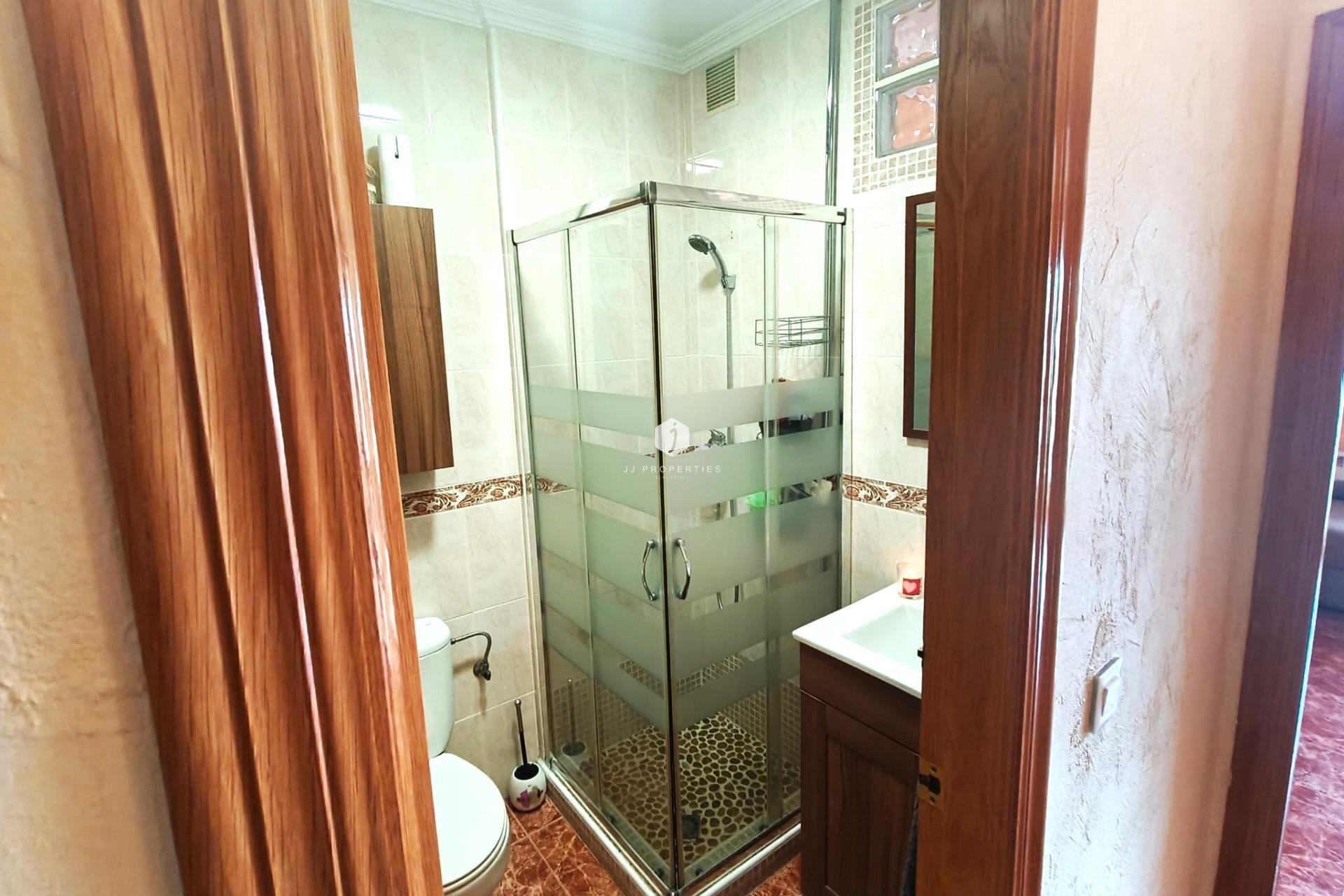 Resale - Apartment / flat -
Torrevieja - Centro