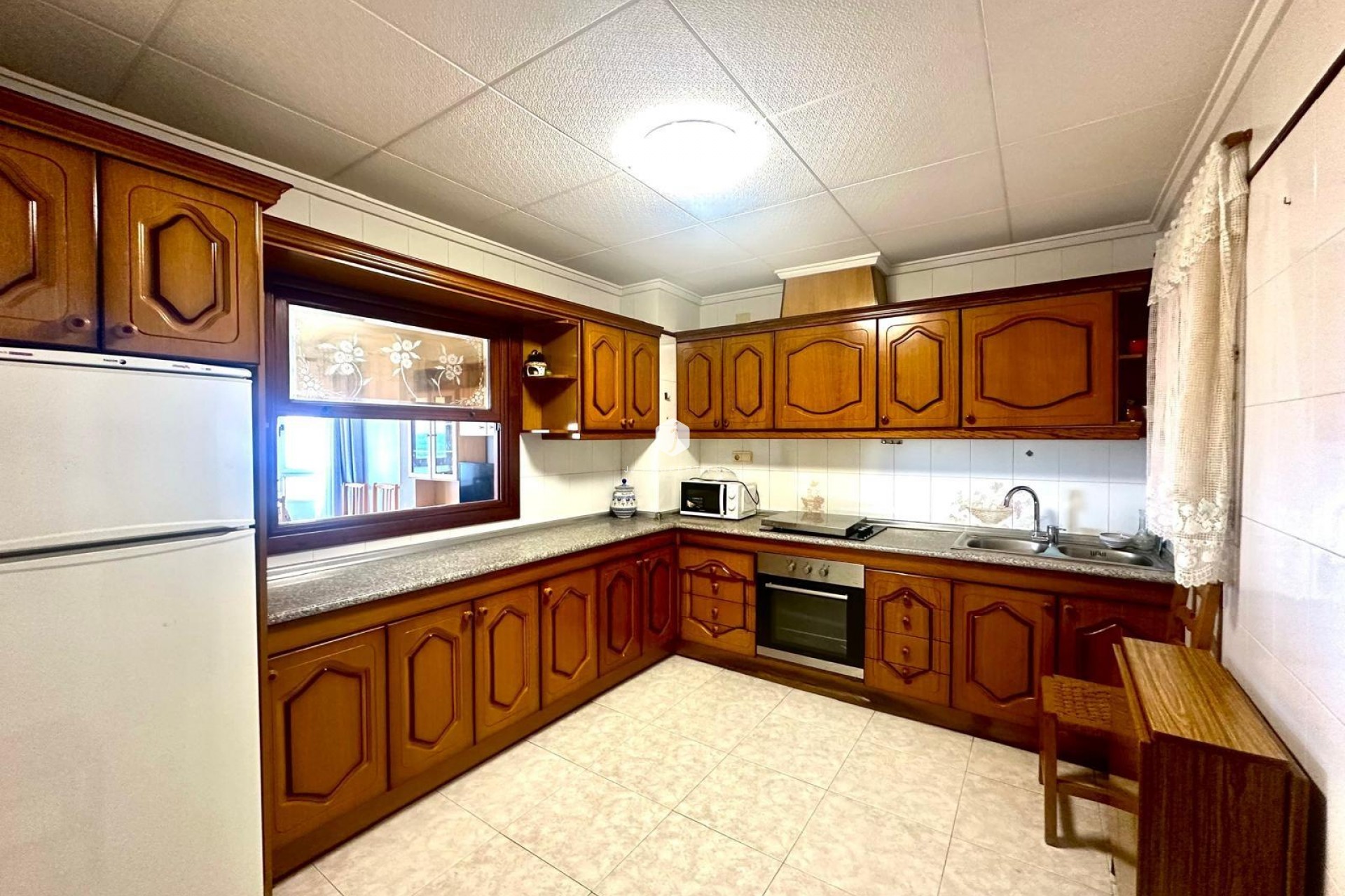 Resale - Apartment / flat -
Torrevieja - Centro