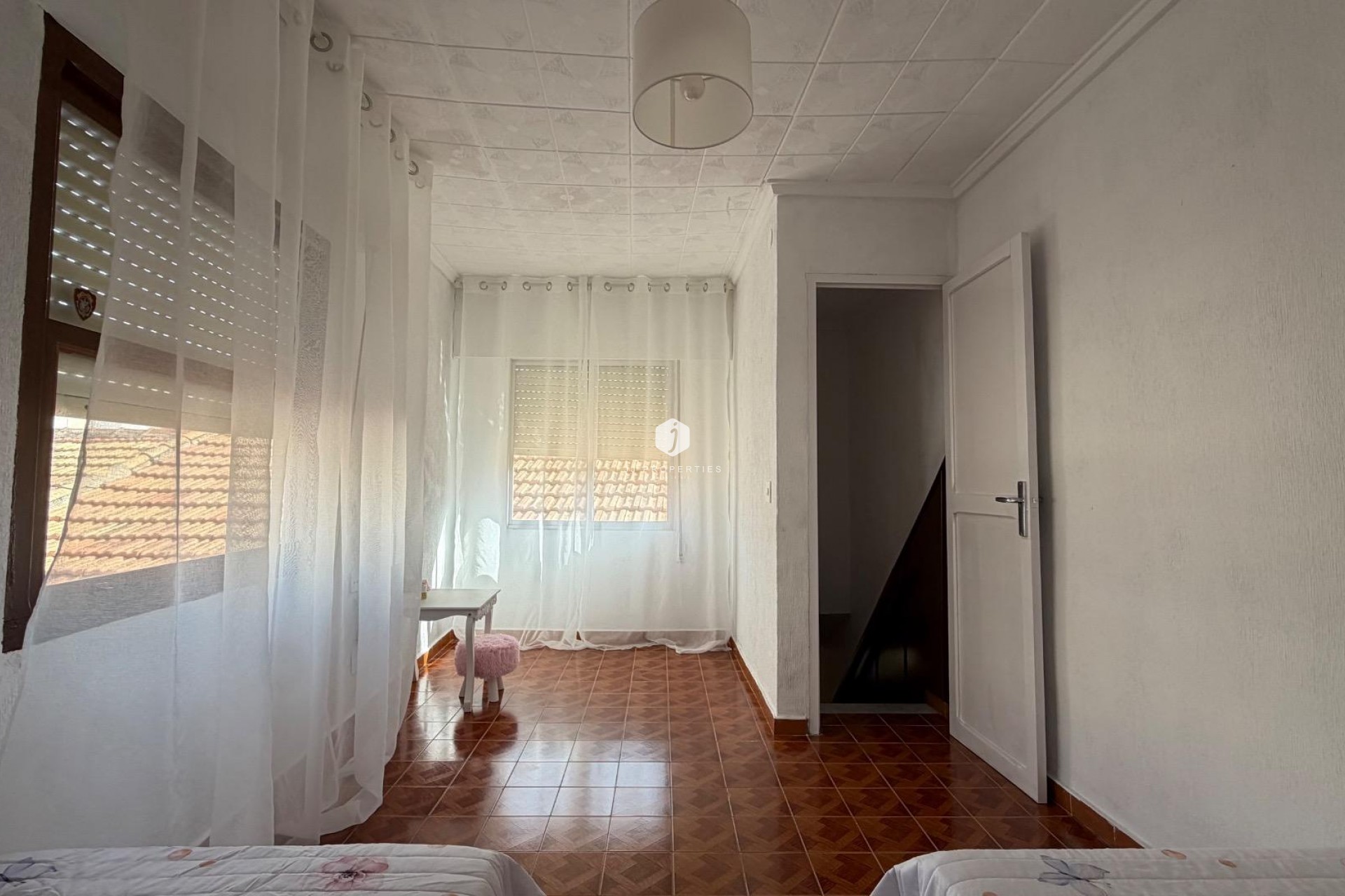Resale - Apartment / flat -
Torrevieja - Centro