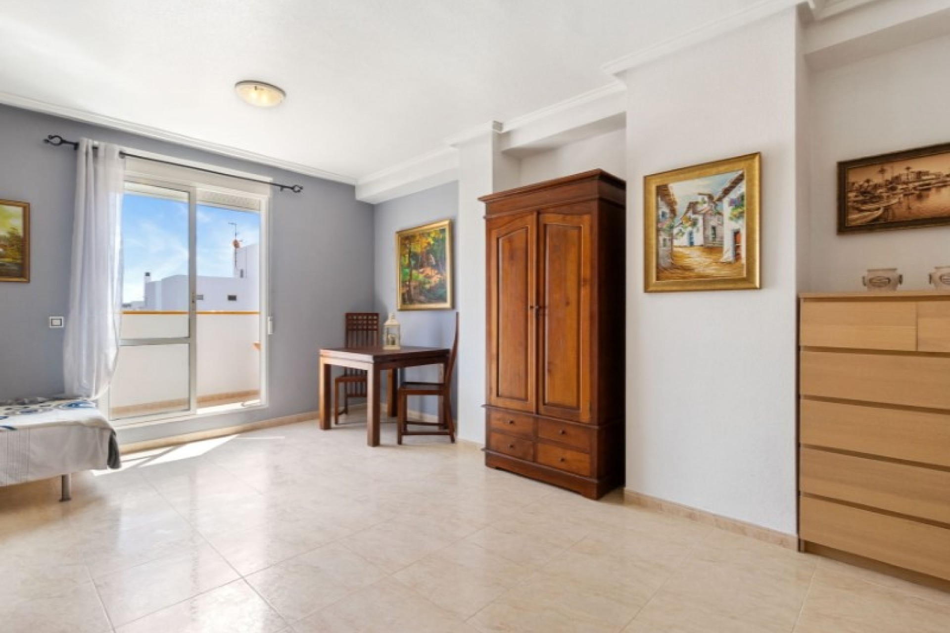 Resale - Apartment / flat -
Torrevieja - Costa Blanca