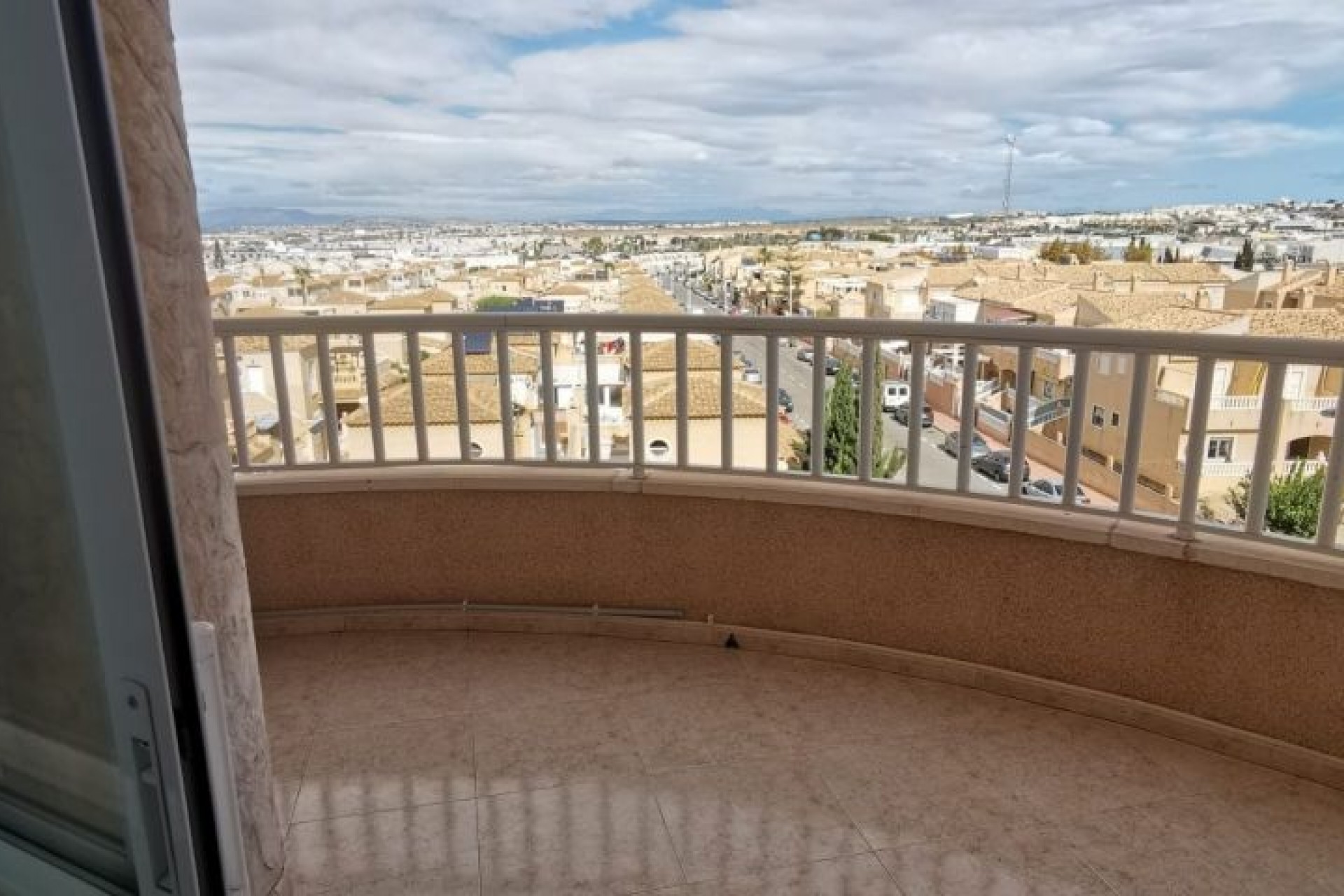 Resale - Apartment / flat -
Torrevieja - Costa Blanca