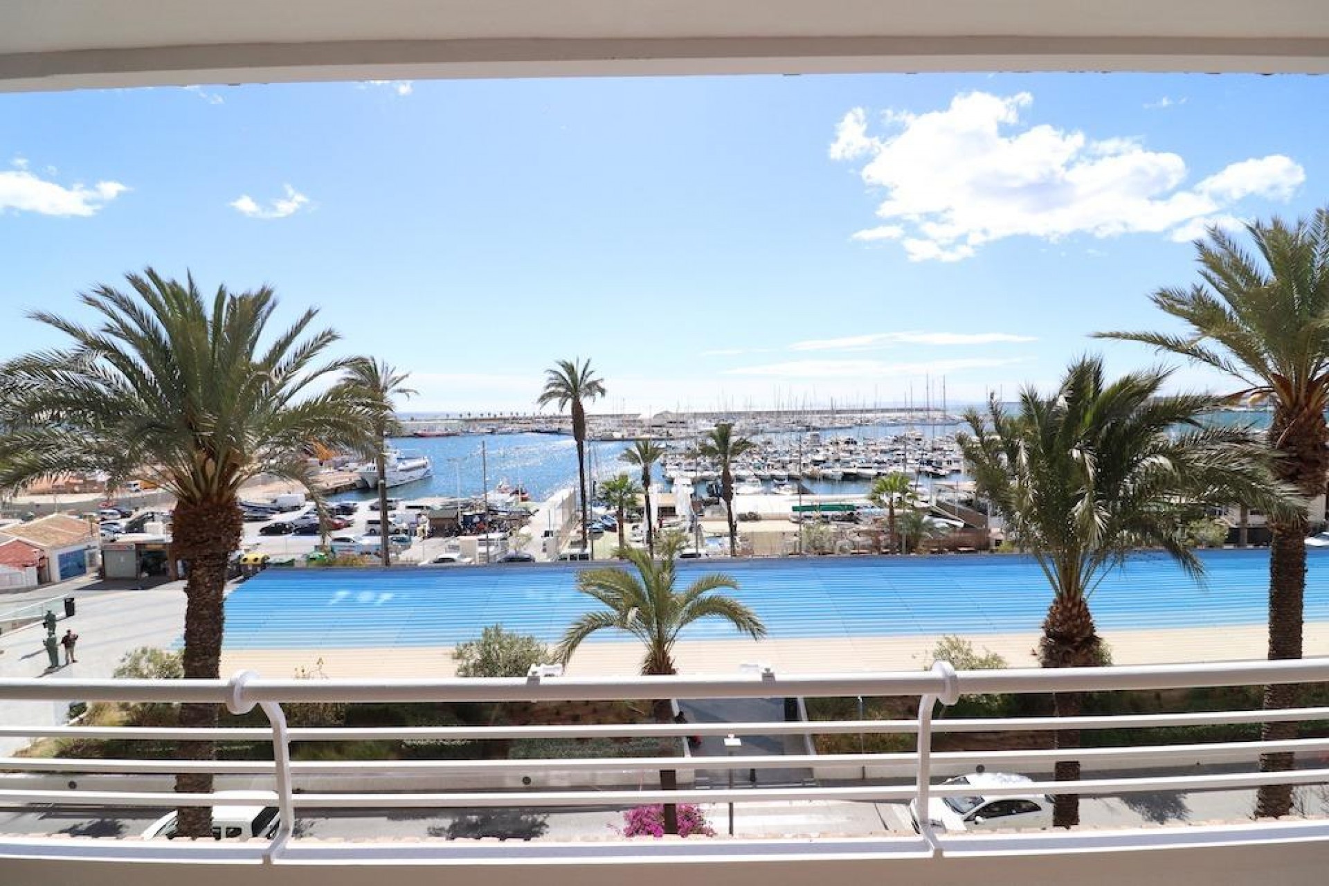 Resale - Apartment / flat -
Torrevieja - Costa Blanca