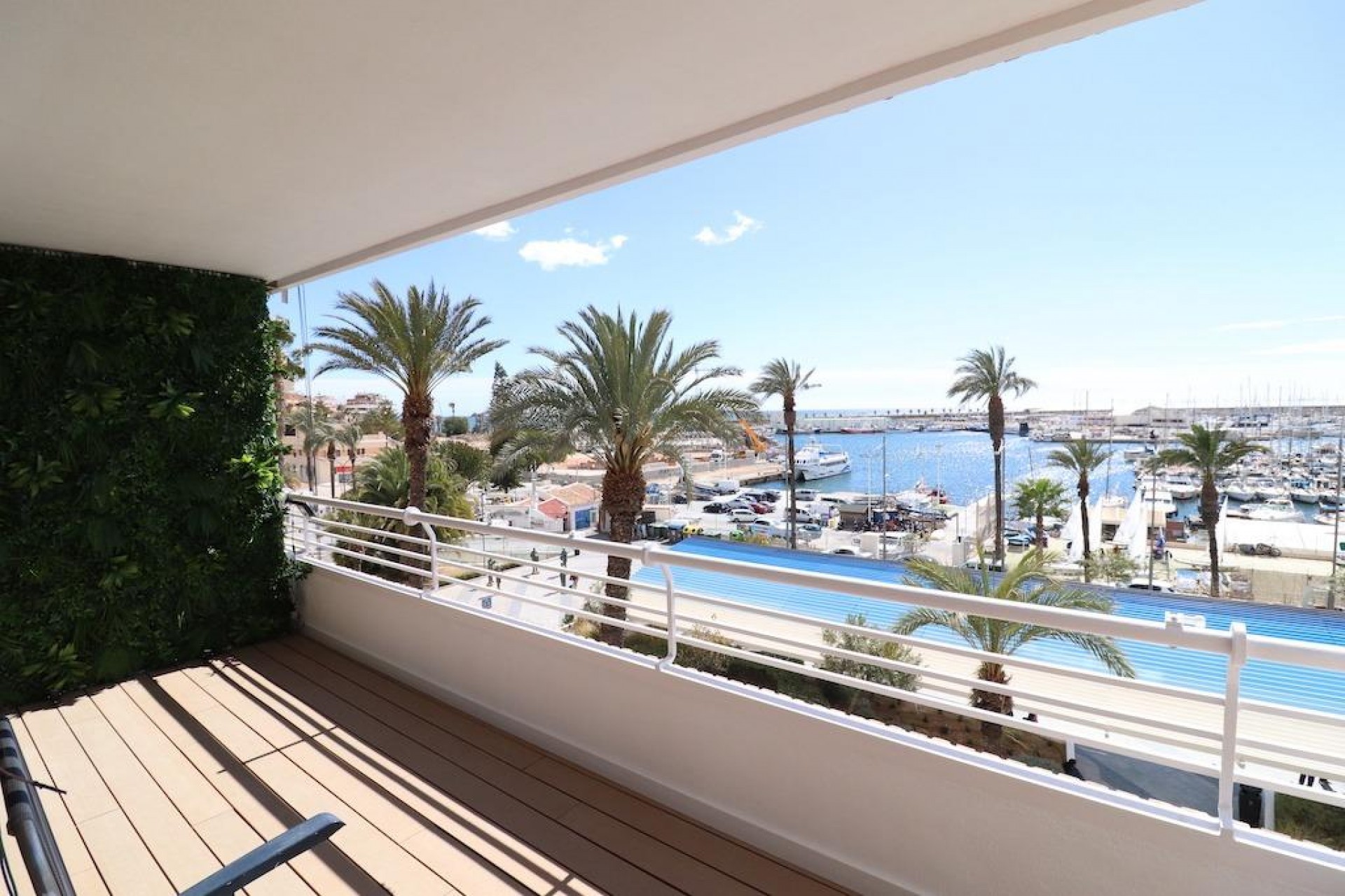 Resale - Apartment / flat -
Torrevieja - Costa Blanca