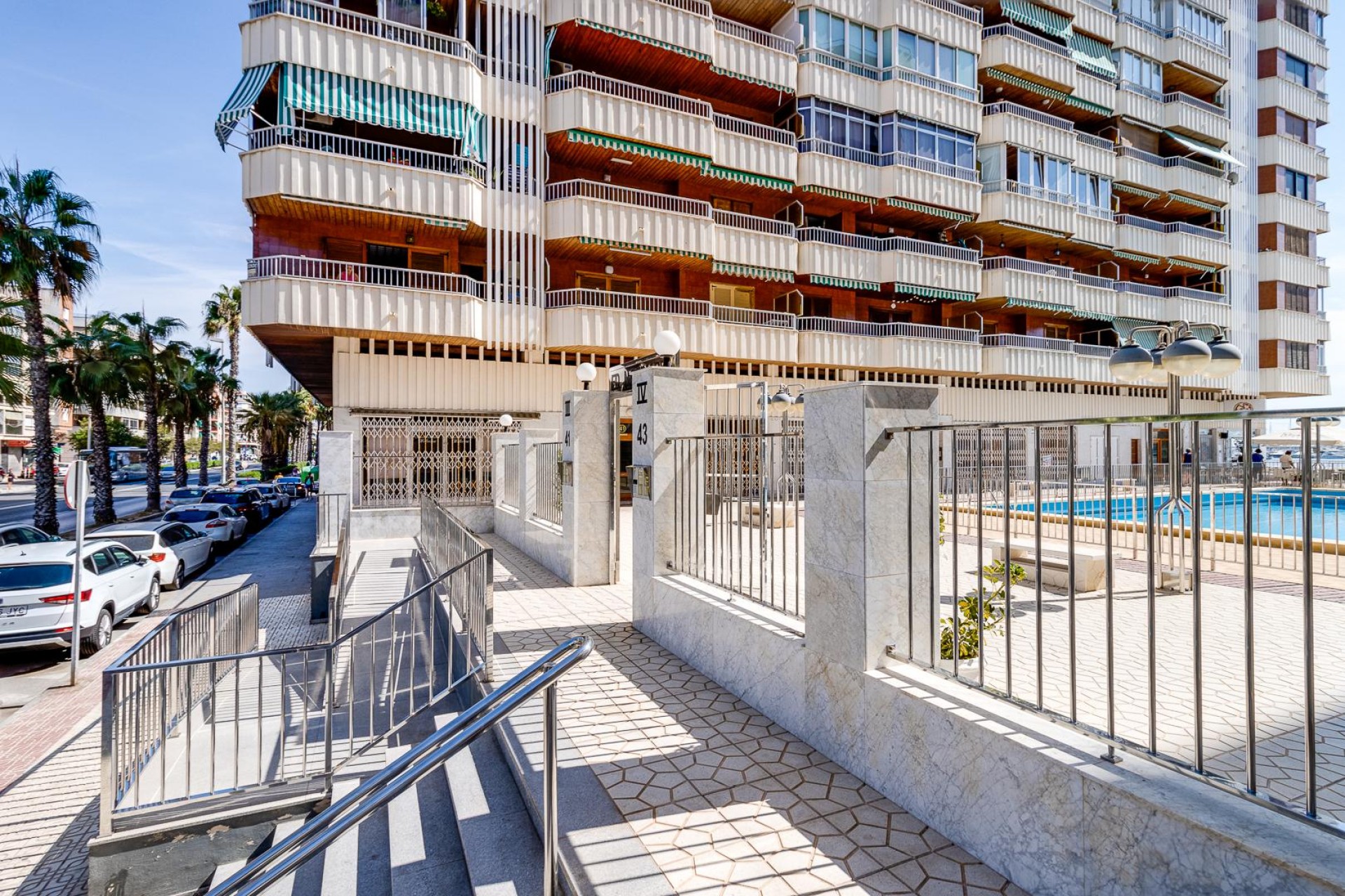 Resale - Apartment / flat -
Torrevieja - Costa Blanca