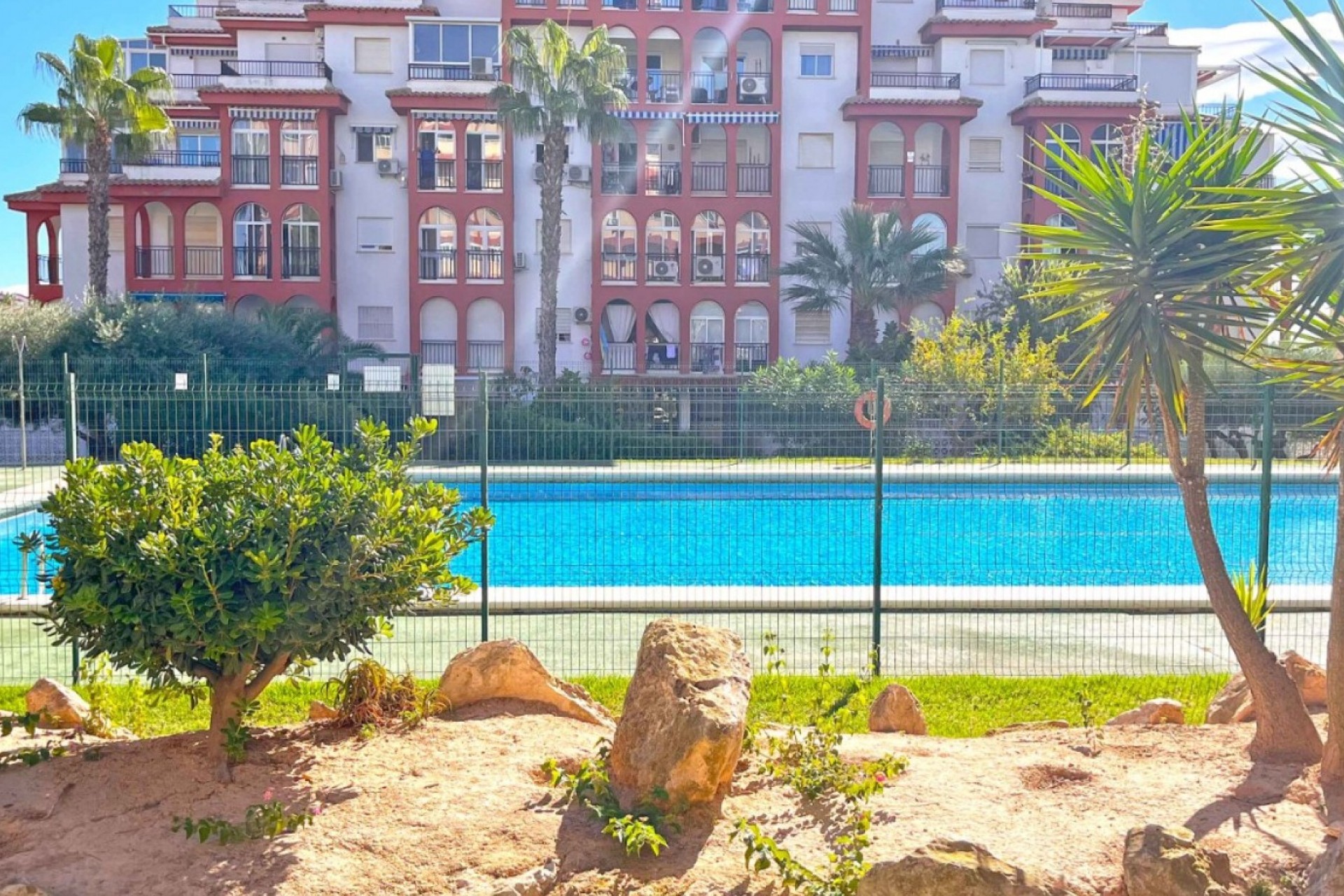 Resale - Apartment / flat -
Torrevieja - Costa Blanca