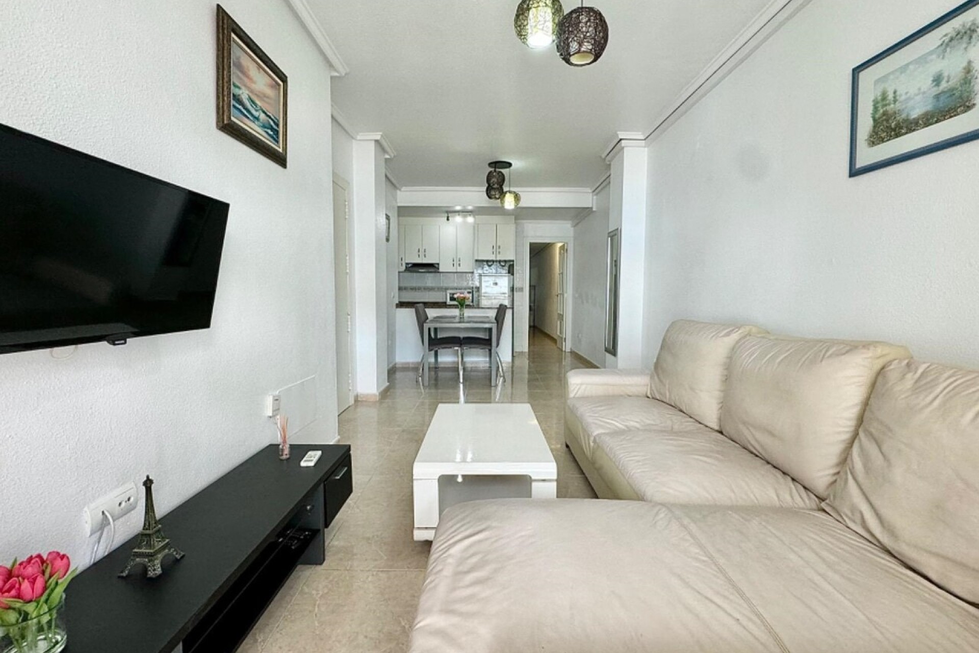 Resale - Apartment / flat -
Torrevieja - Costa Blanca