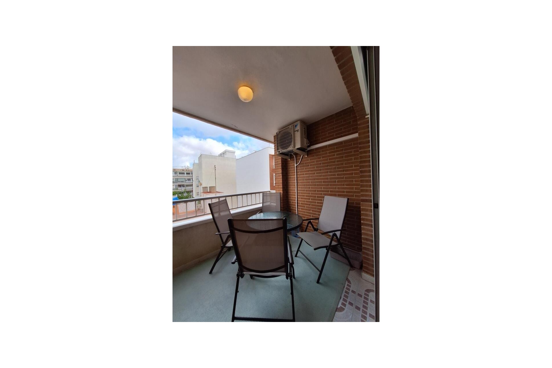 Resale - Apartment / flat -
Torrevieja - Costa Blanca