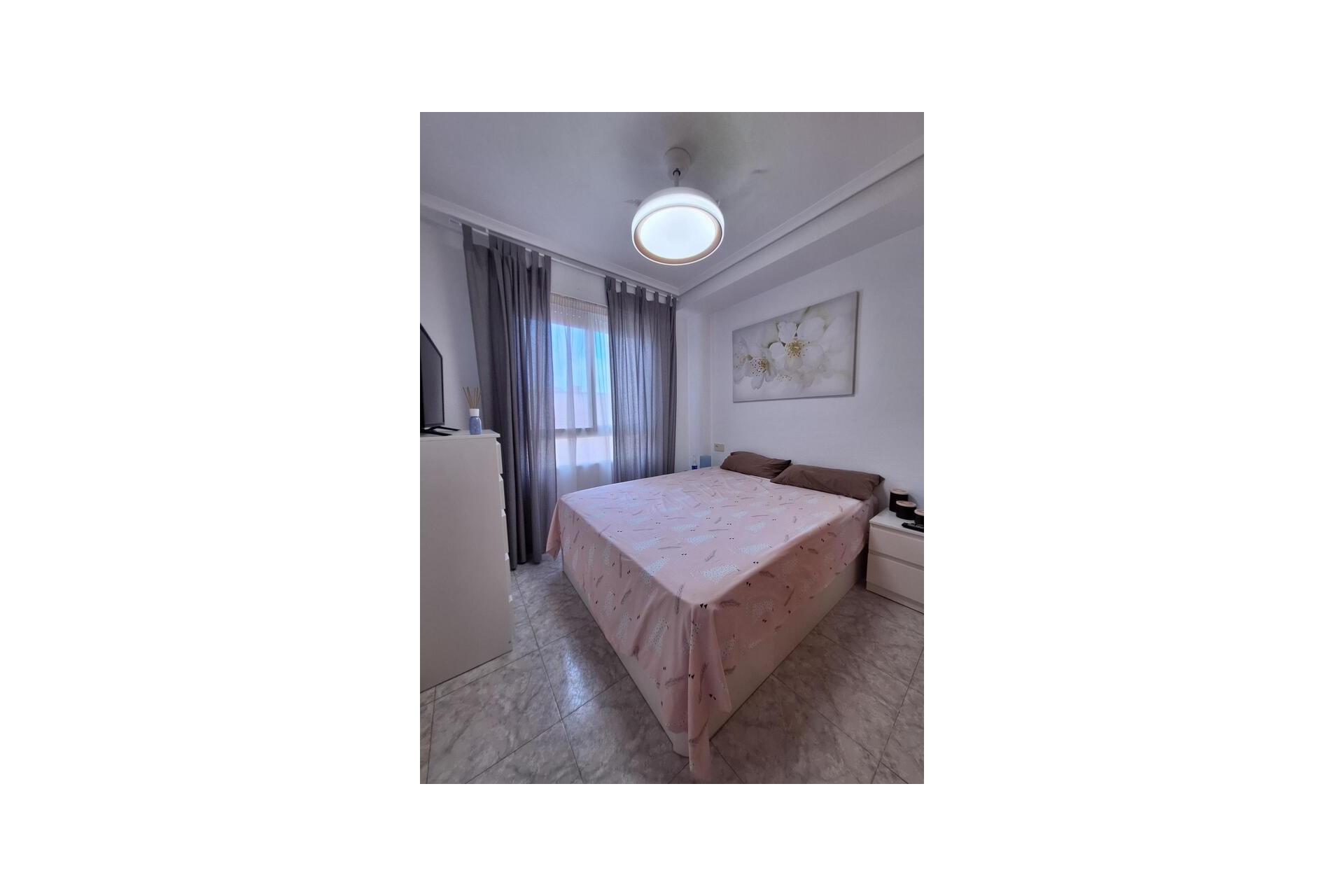 Resale - Apartment / flat -
Torrevieja - Costa Blanca