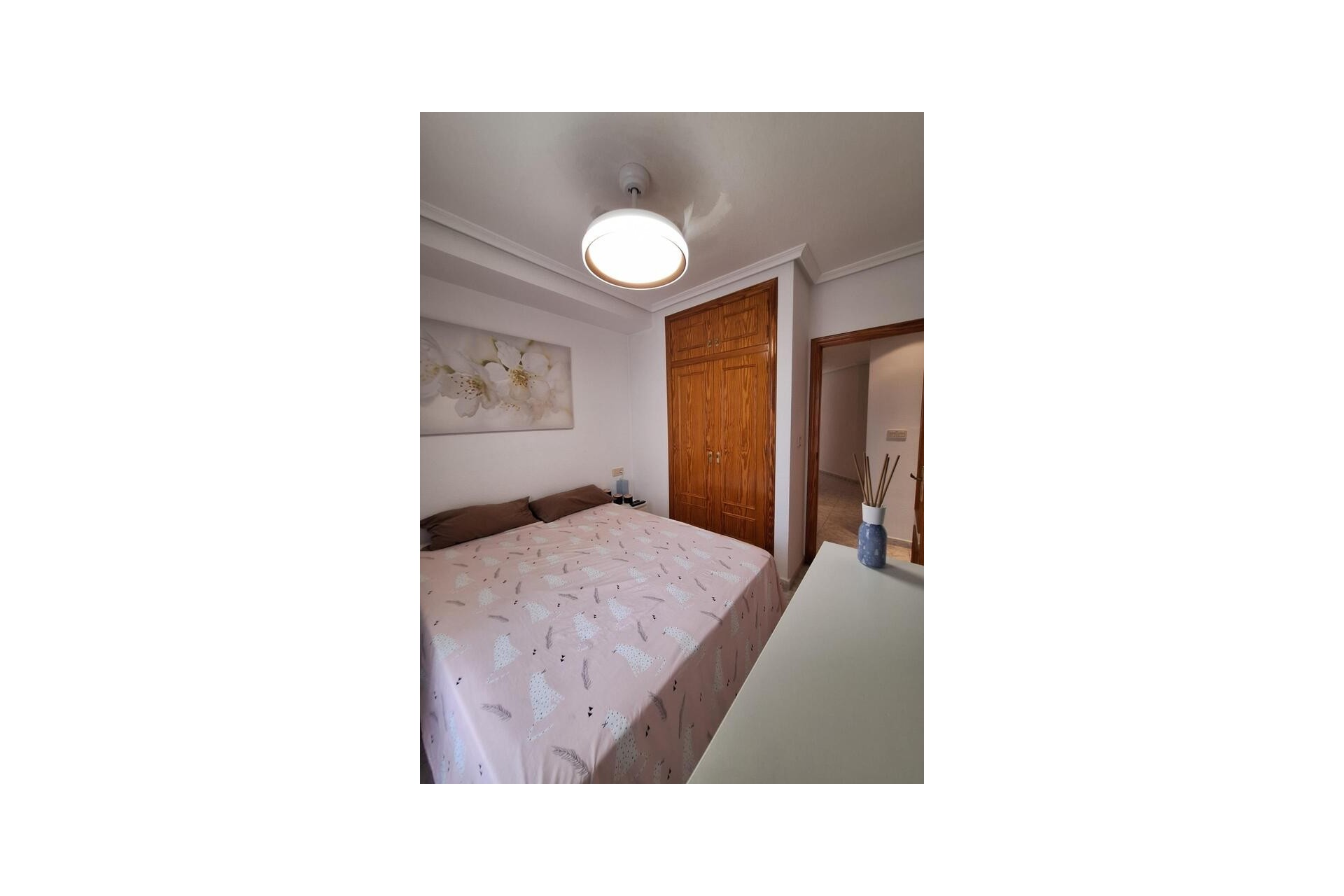 Resale - Apartment / flat -
Torrevieja - Costa Blanca