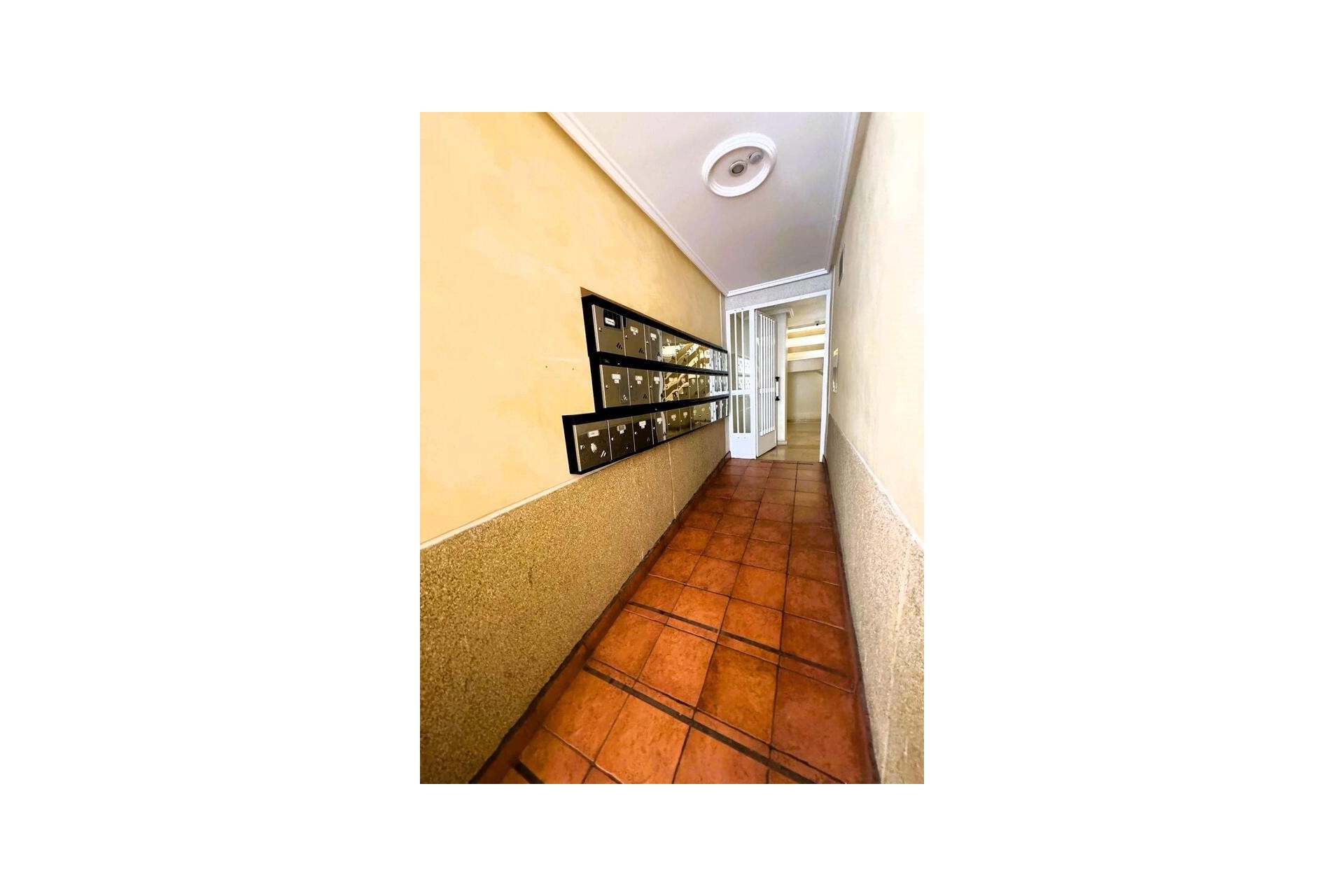 Resale - Apartment / flat -
Torrevieja - Costa Blanca