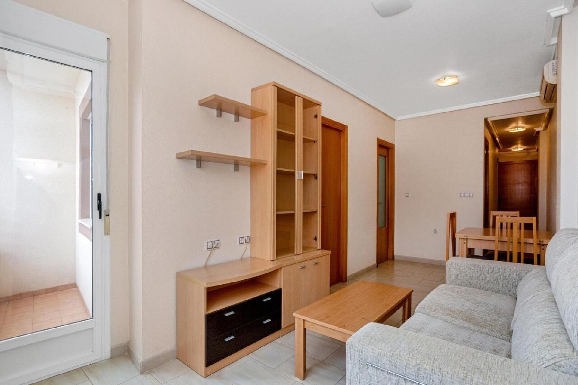 Resale - Apartment / flat -
Torrevieja - Costa Blanca