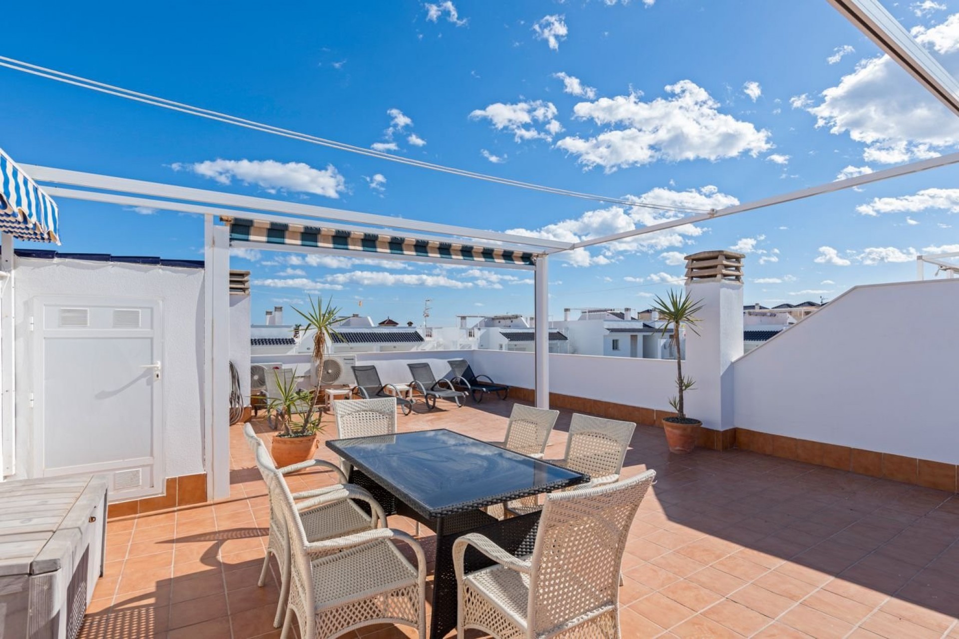 Resale - Apartment / flat -
Torrevieja - Costa Blanca