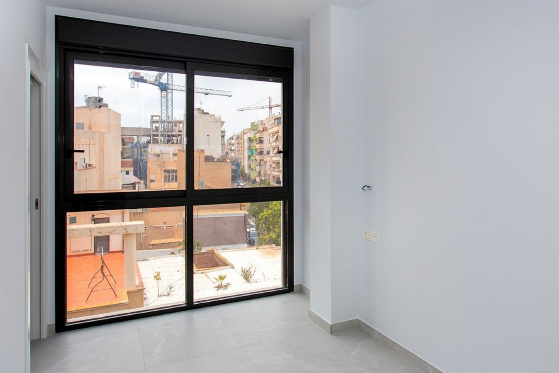 Resale - Apartment / flat -
Torrevieja - Costa Blanca