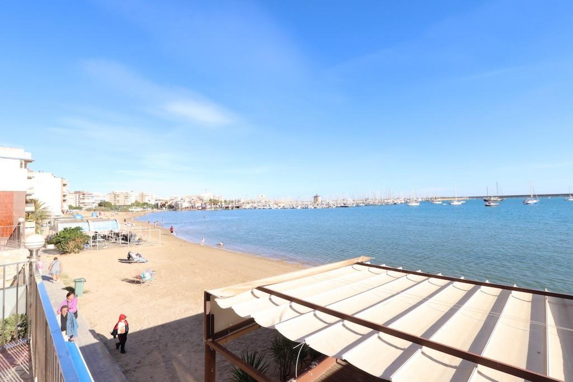 Resale - Apartment / flat -
Torrevieja - Costa Blanca