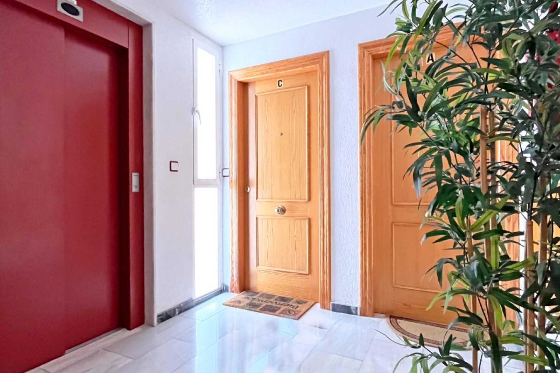 Resale - Apartment / flat -
Torrevieja - Costa Blanca