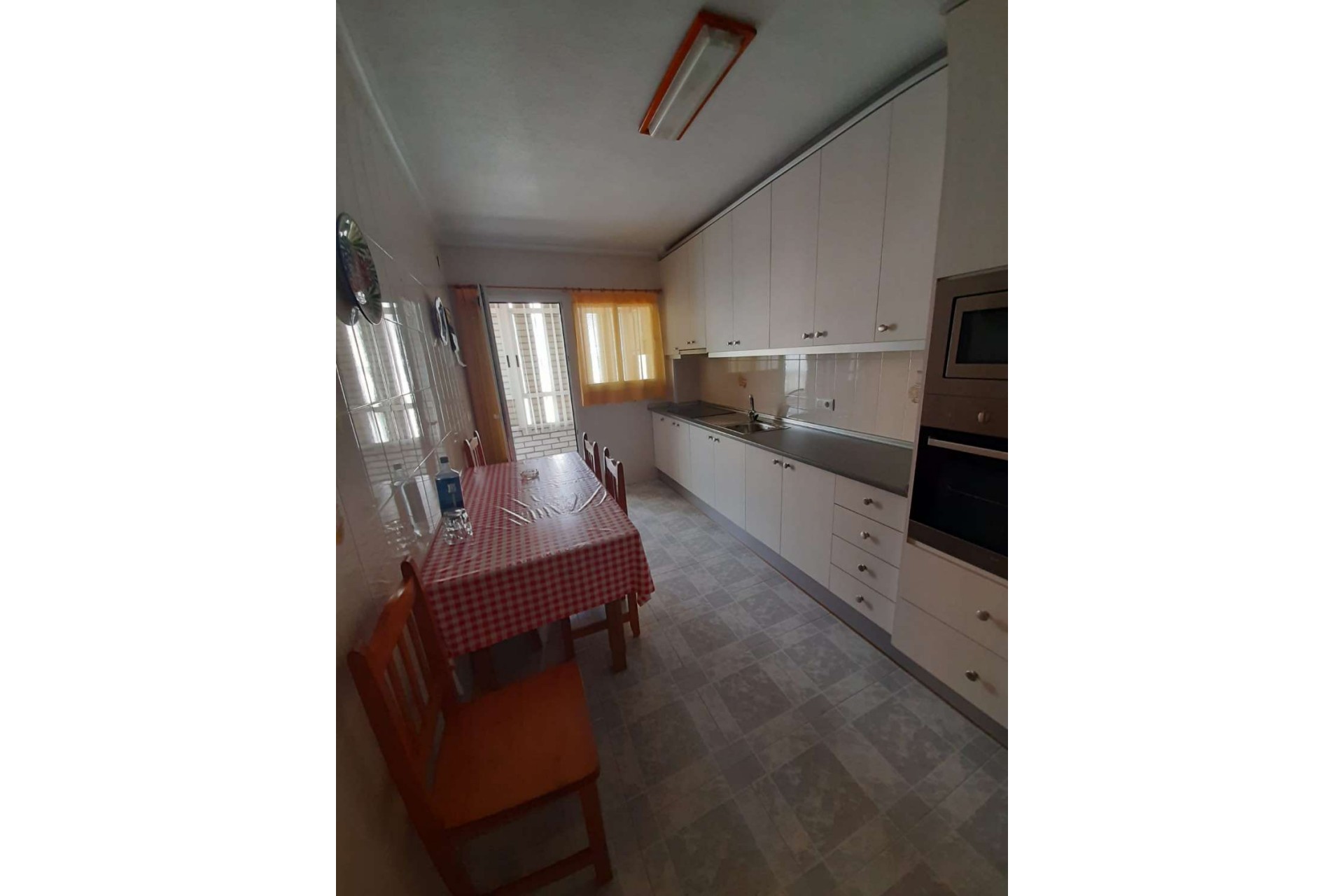 Resale - Apartment / flat -
Torrevieja - Costa Blanca