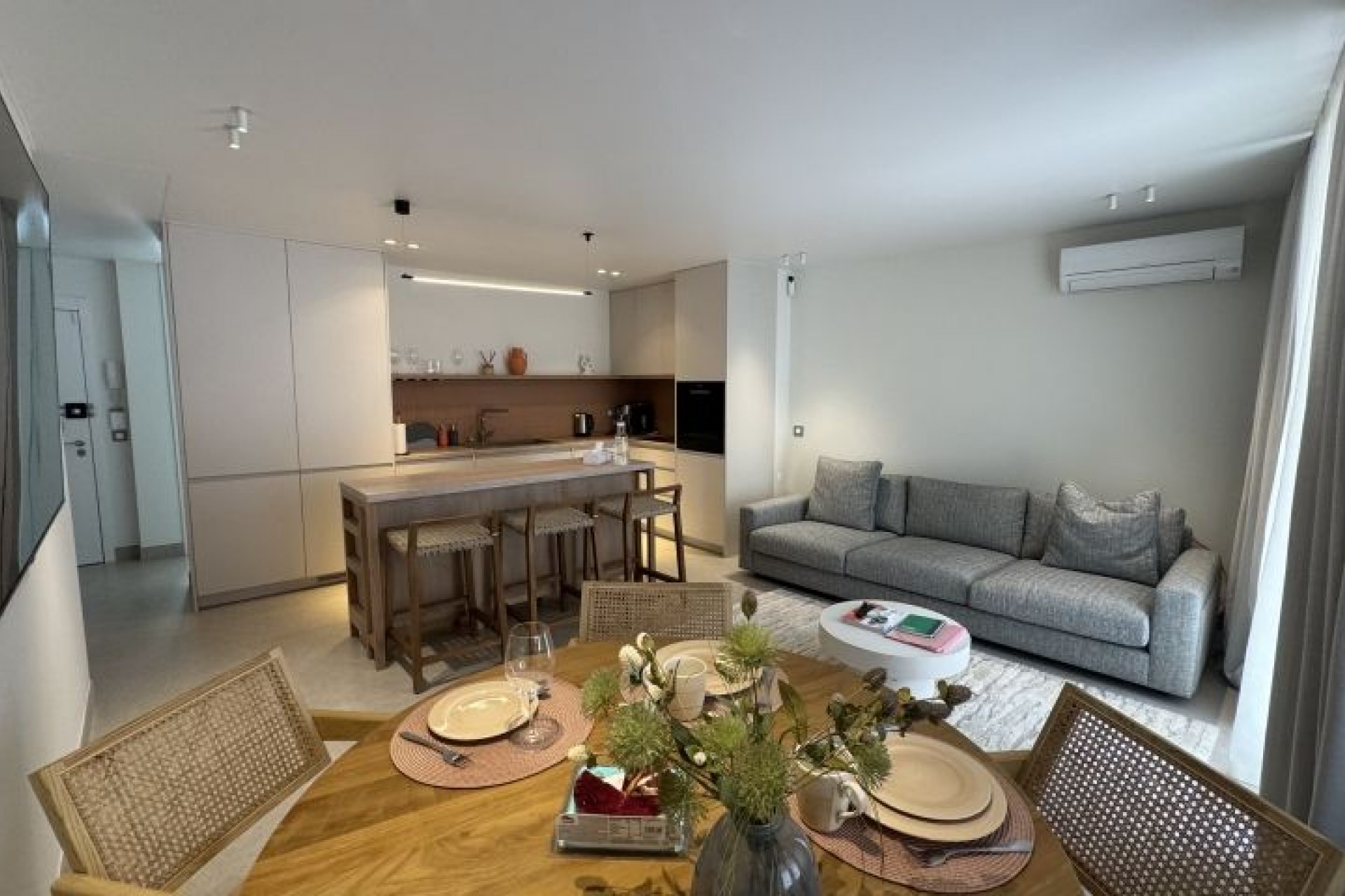 Resale - Apartment / flat -
Torrevieja - Costa Blanca