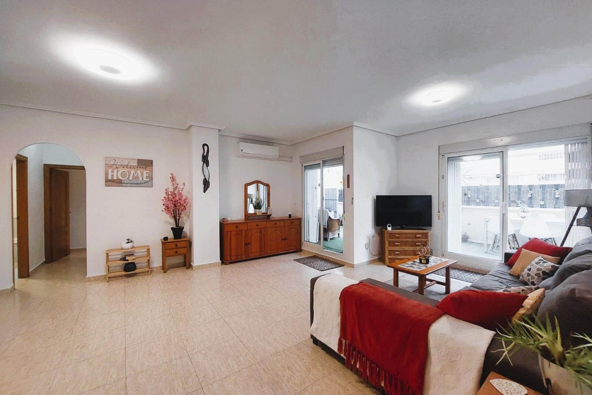 Resale - Apartment / flat -
Torrevieja - Costa Blanca