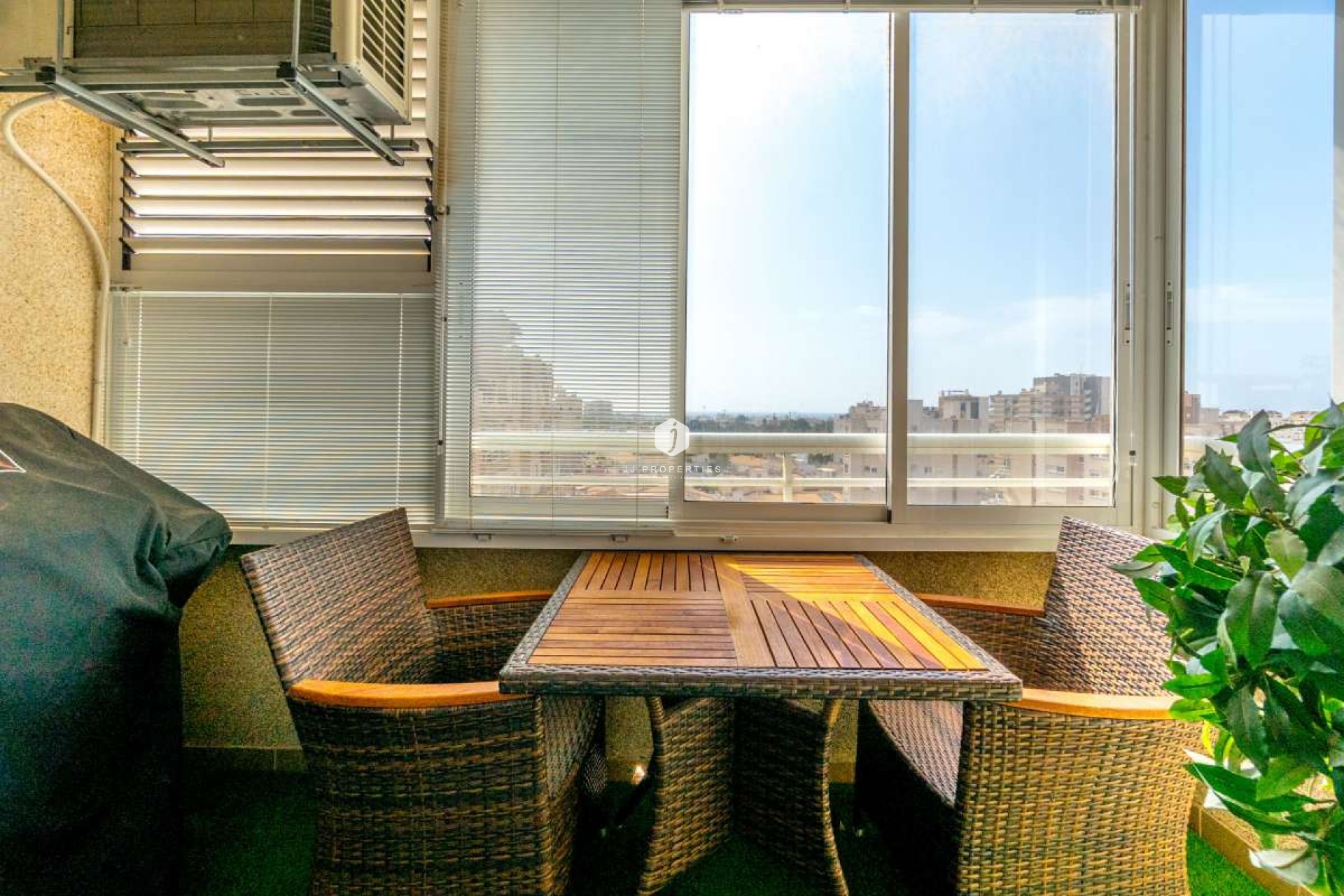 Resale - Apartment / flat -
Torrevieja - Costa Blanca