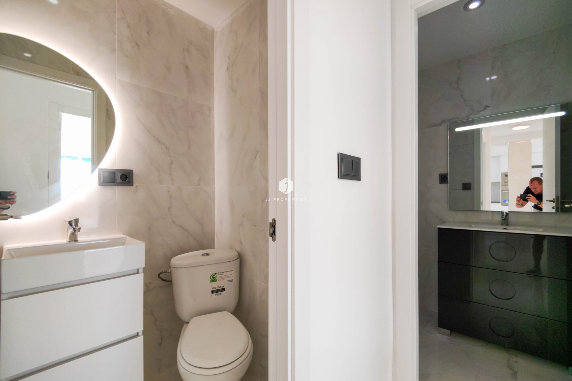 Resale - Apartment / flat -
Torrevieja - Costa Blanca