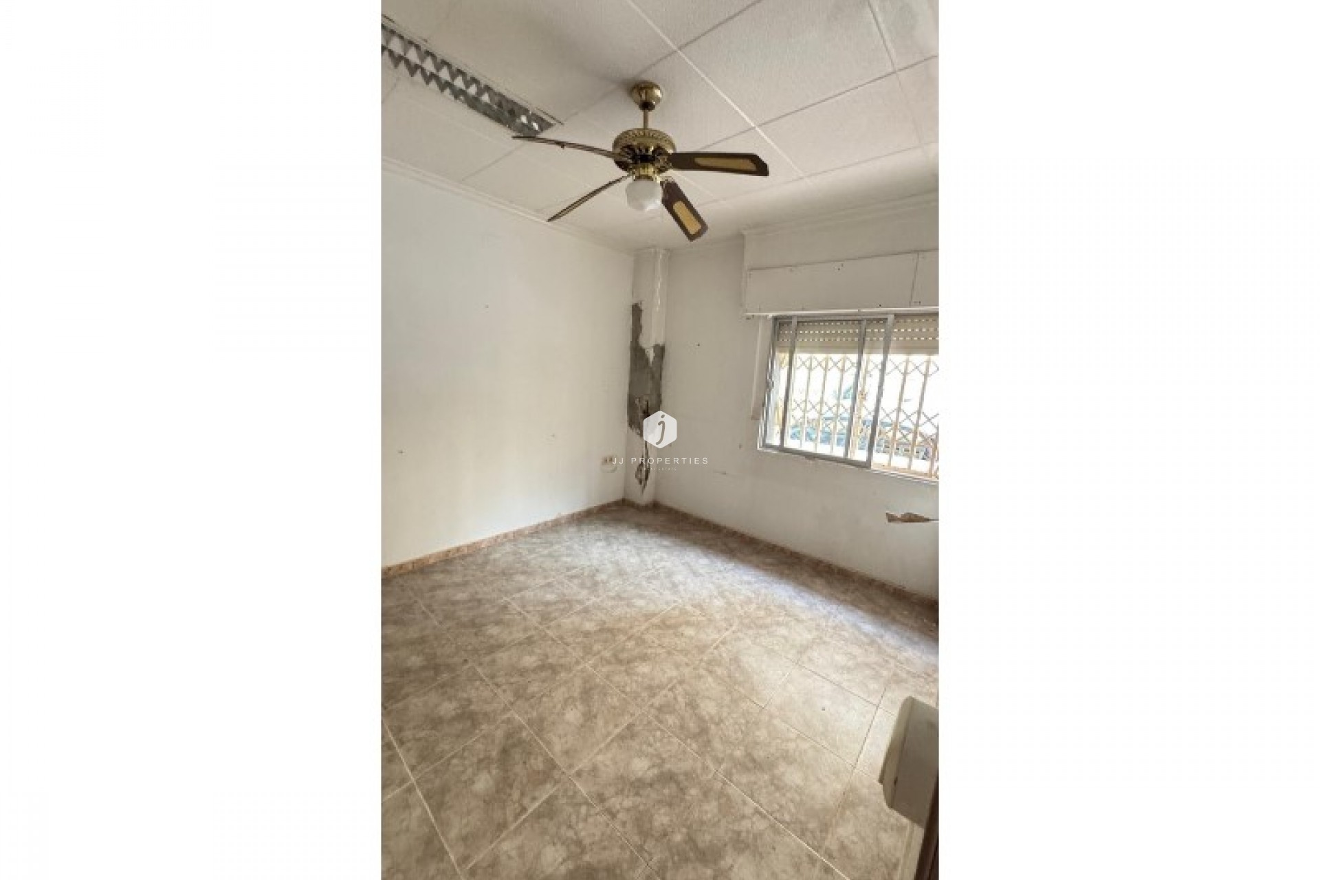 Resale - Apartment / flat -
Torrevieja - Costa Blanca